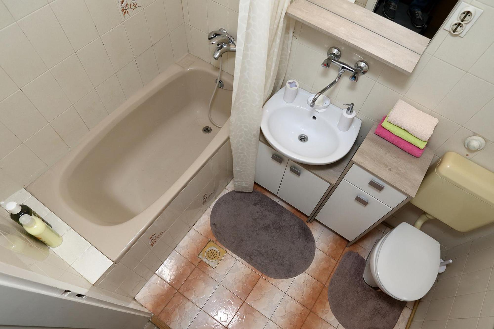Apartment - Photo 22