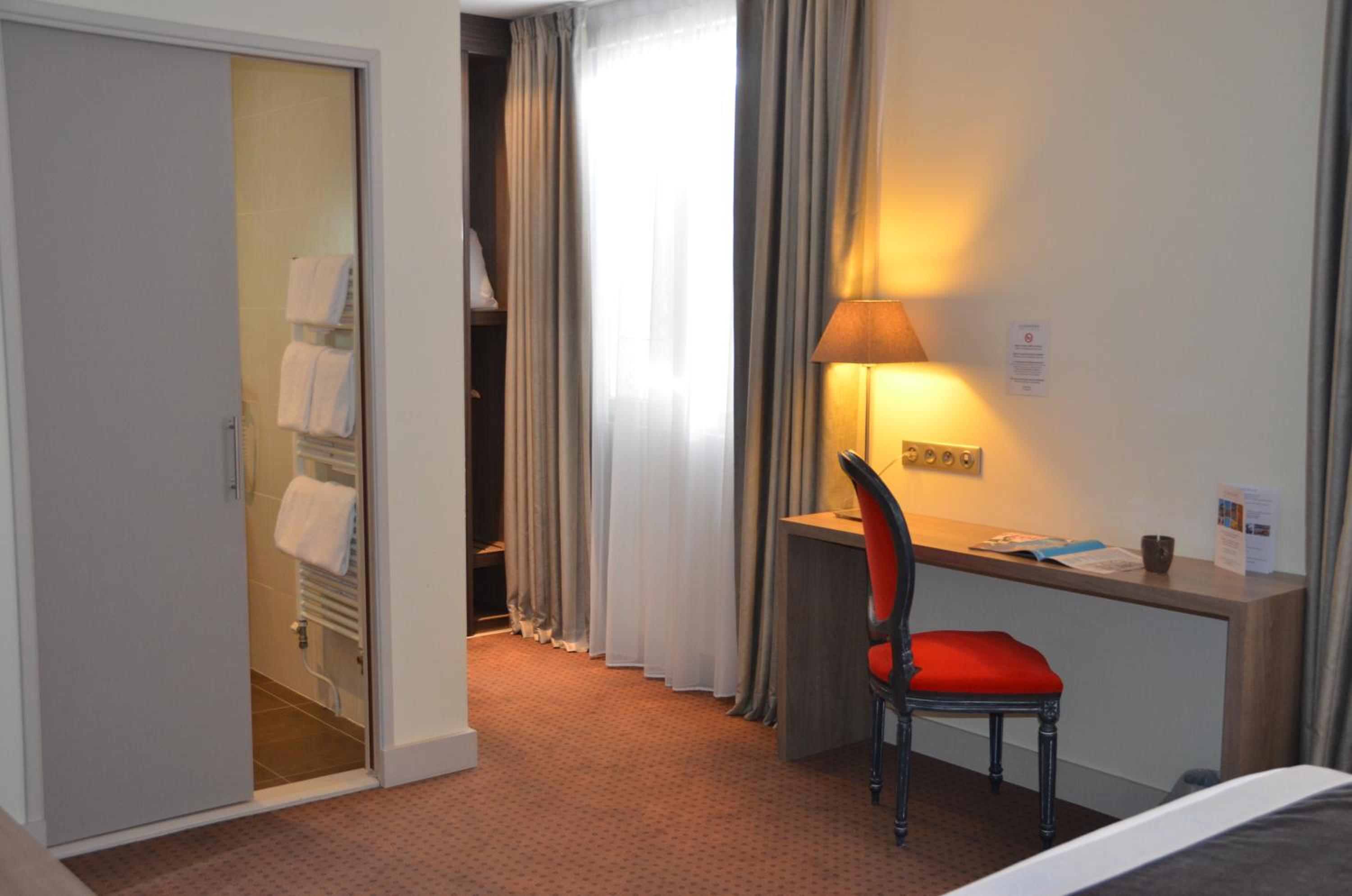 Elegance Double room with Garden View and Parking View photo 2