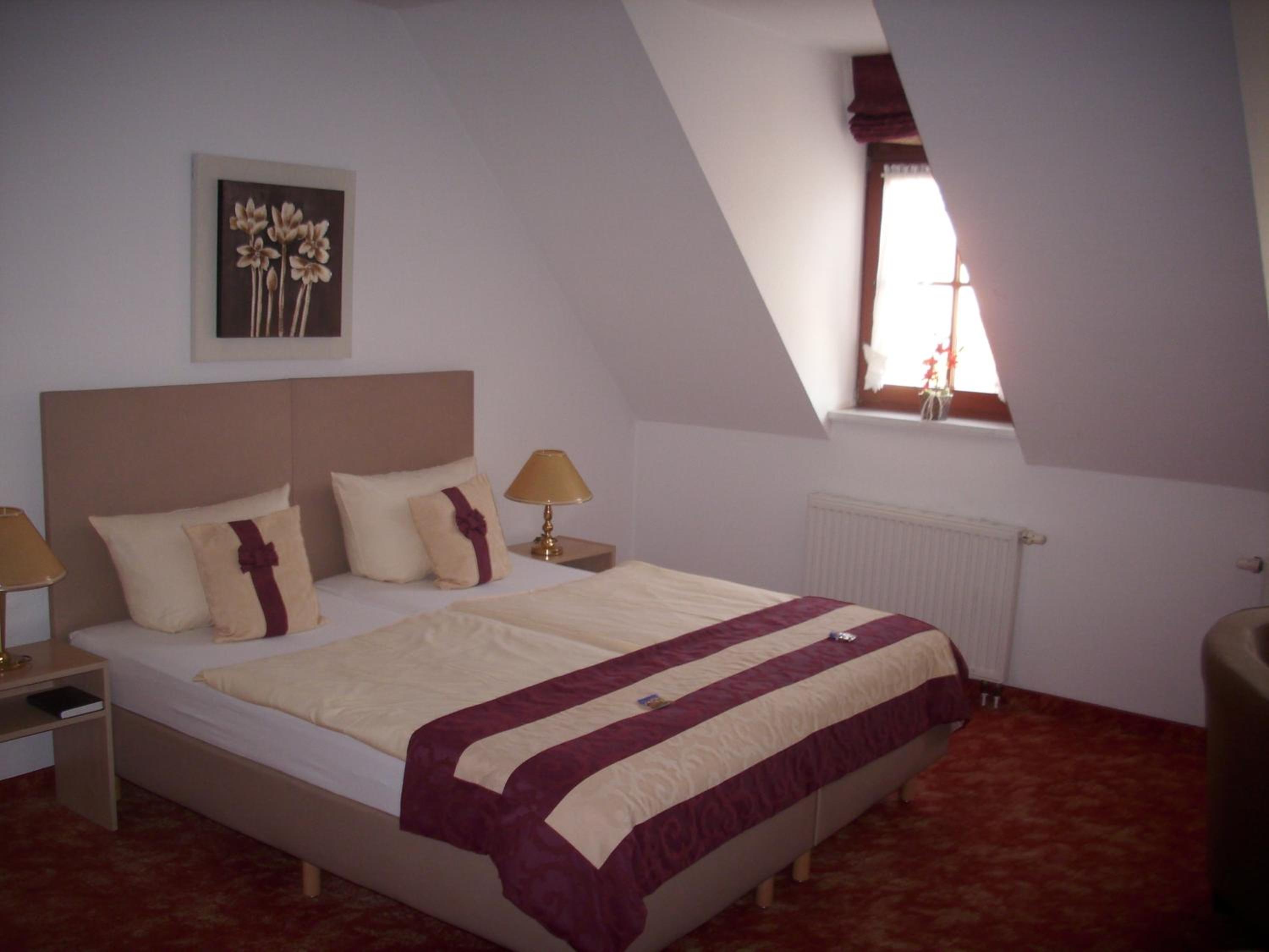 Deluxe Double or Twin Room photo 2