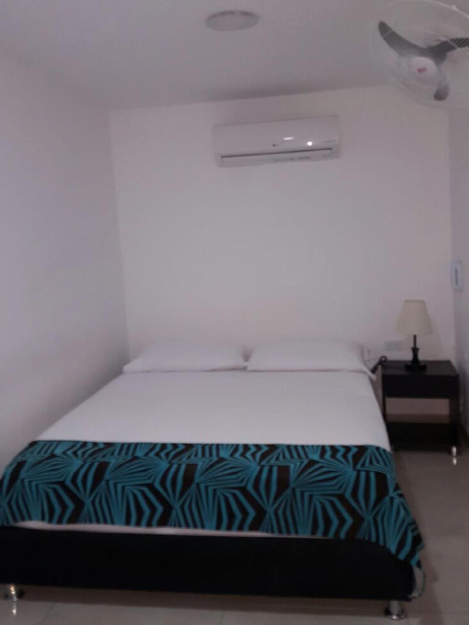 Single Room photo 3