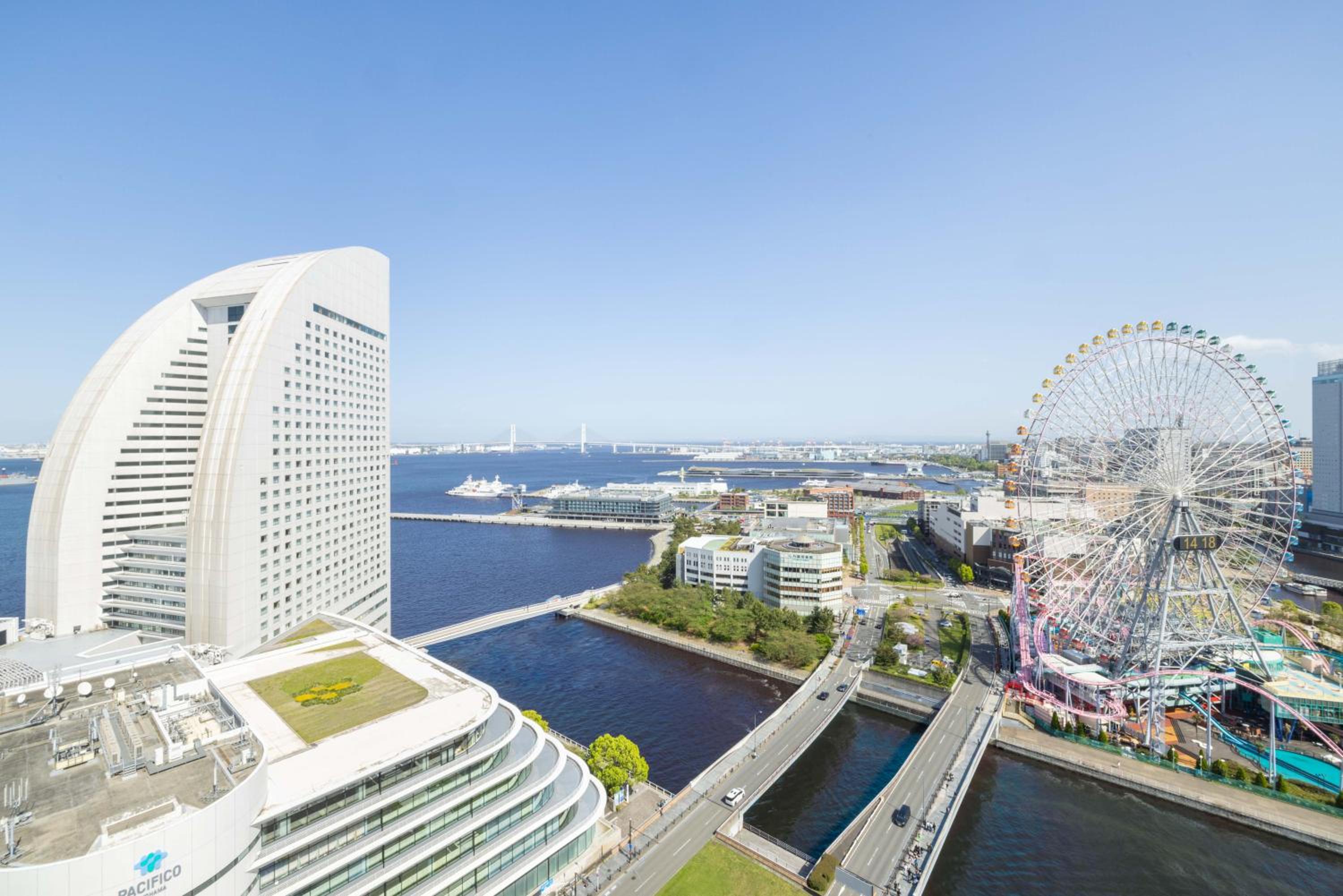 Yokohama Floor King with Bay View - Non-Smoking - Photo 3