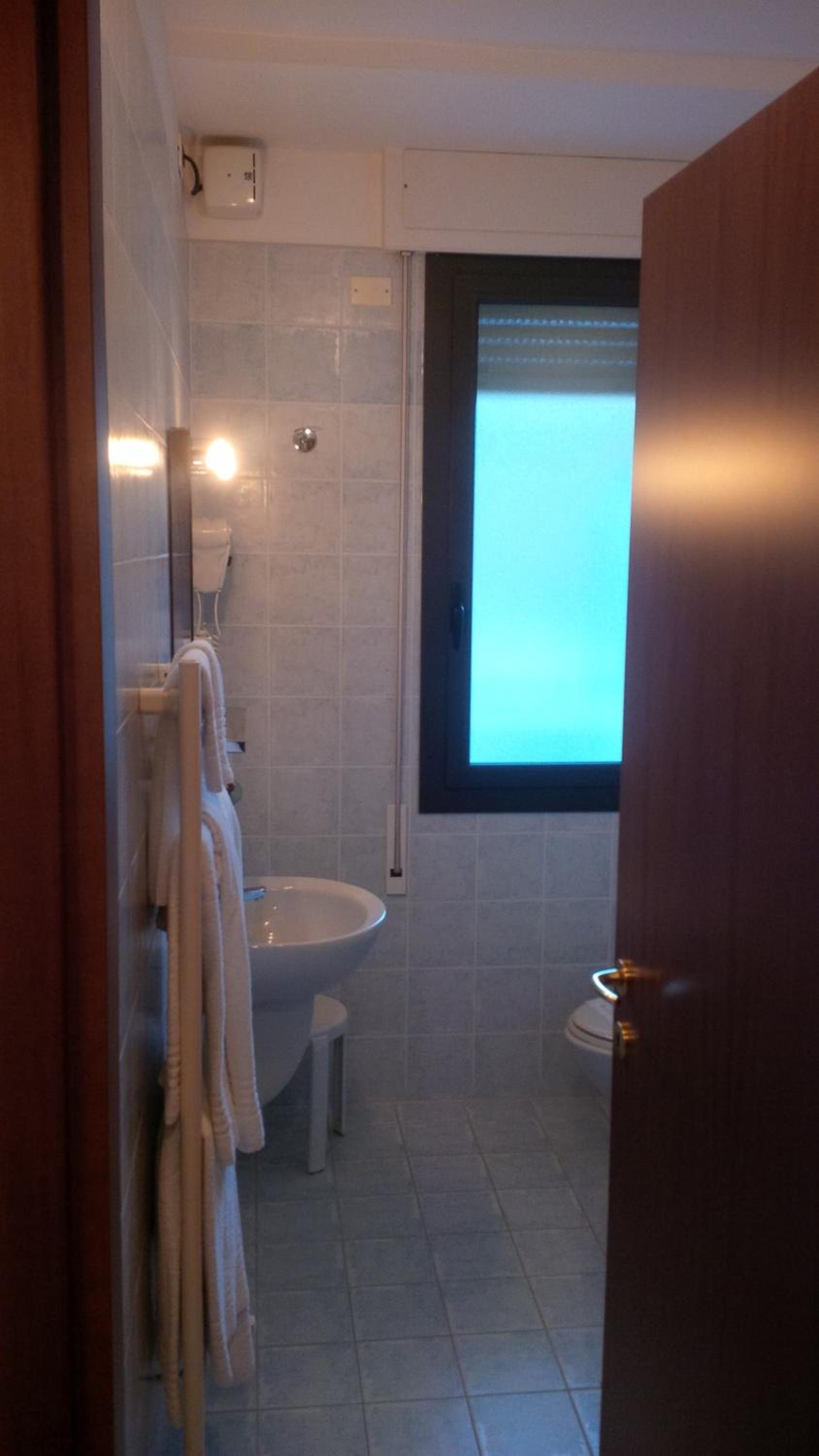 Superior Triple Room photo 2