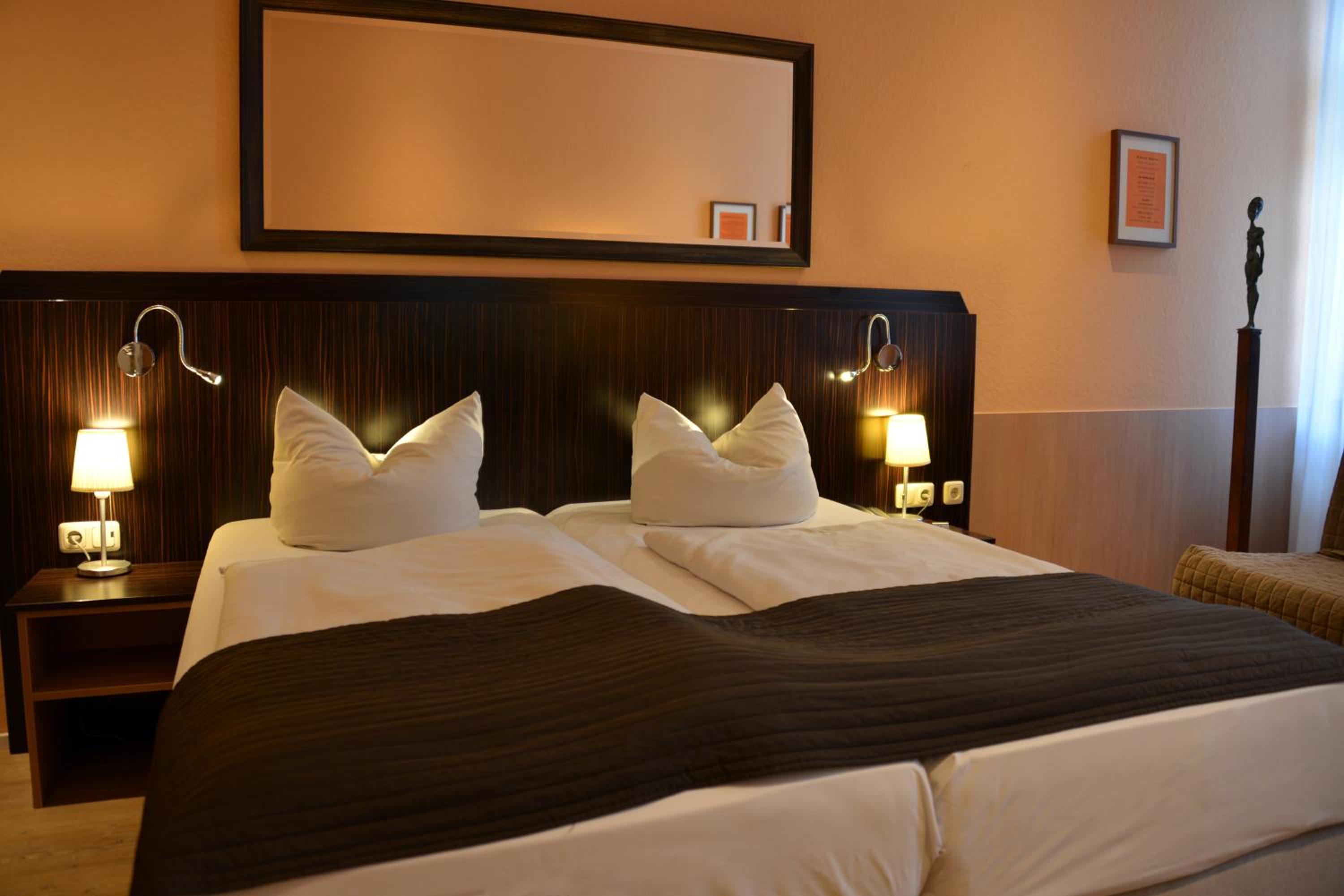 Double or Twin Room photo 2