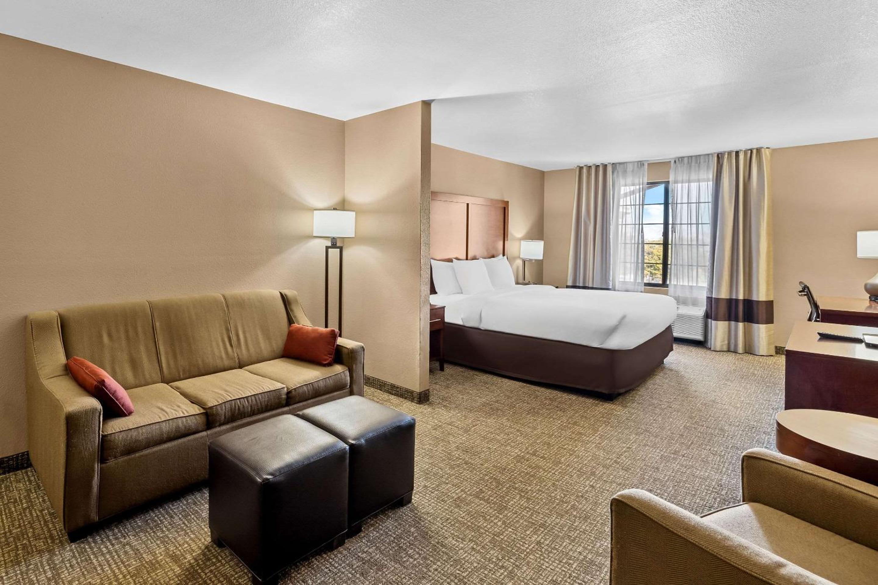 King Room - Accessible/Non-Smoking