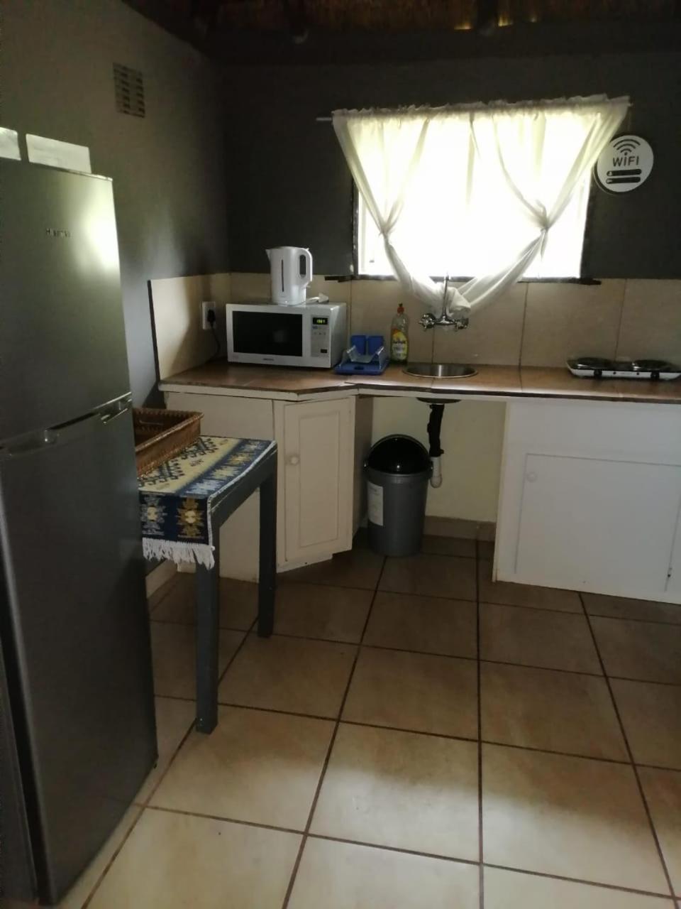 Double Room with Garden View - Photo 4