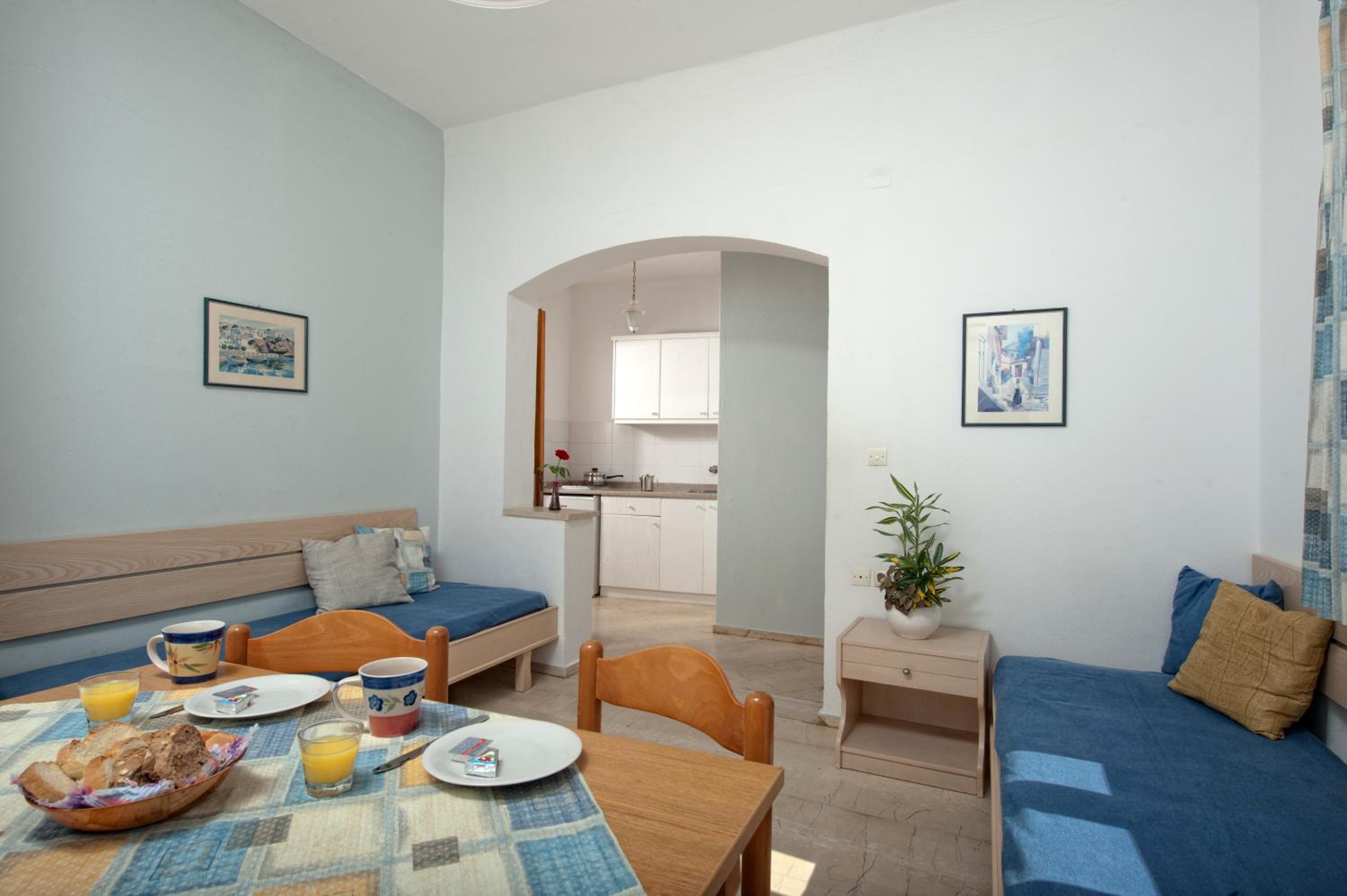One-Bedroom Apartment - Photo 19