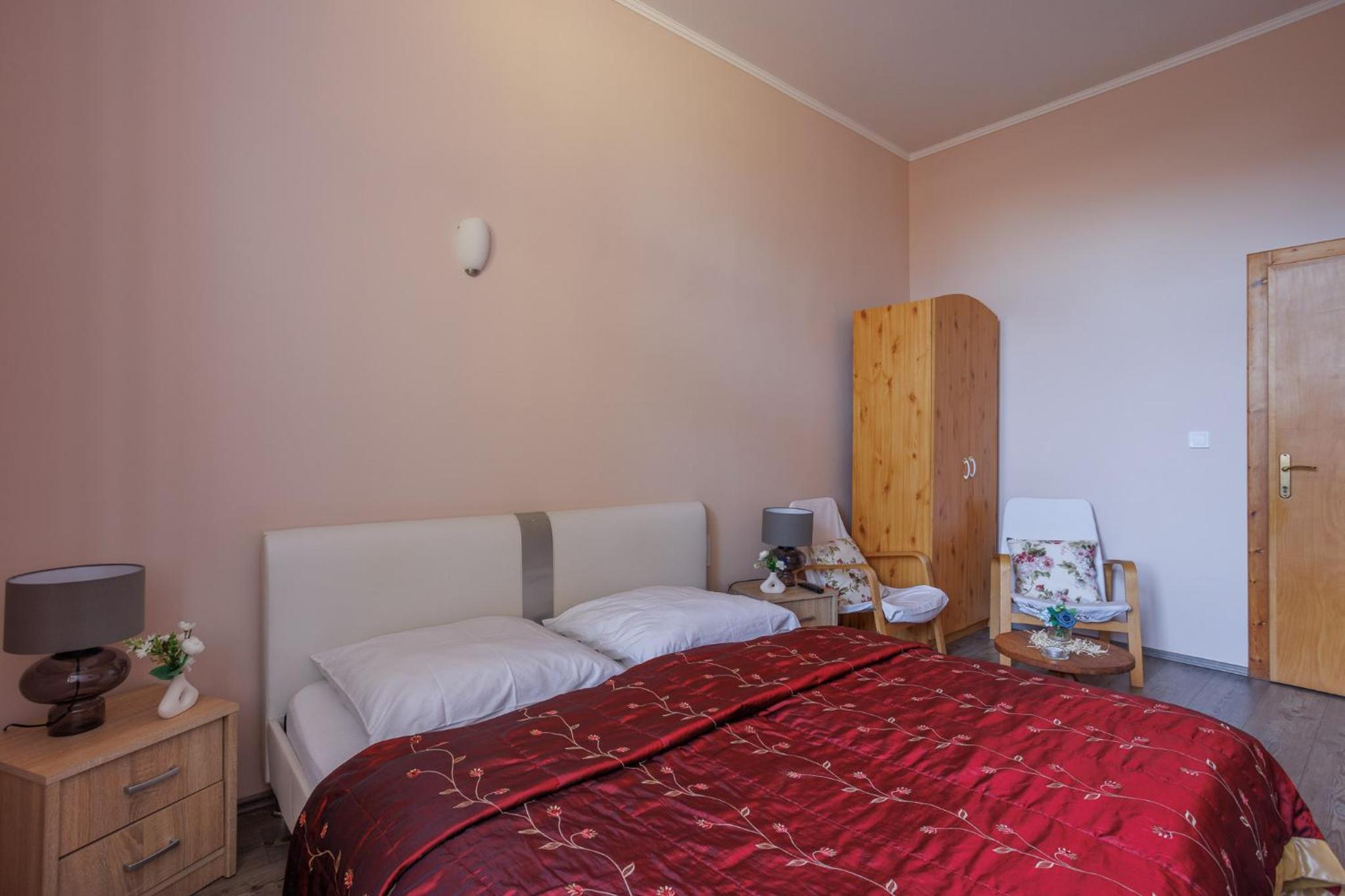 Standard Queen Room - Photo 2