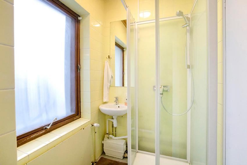 Double or Twin Room with Private Bathroom