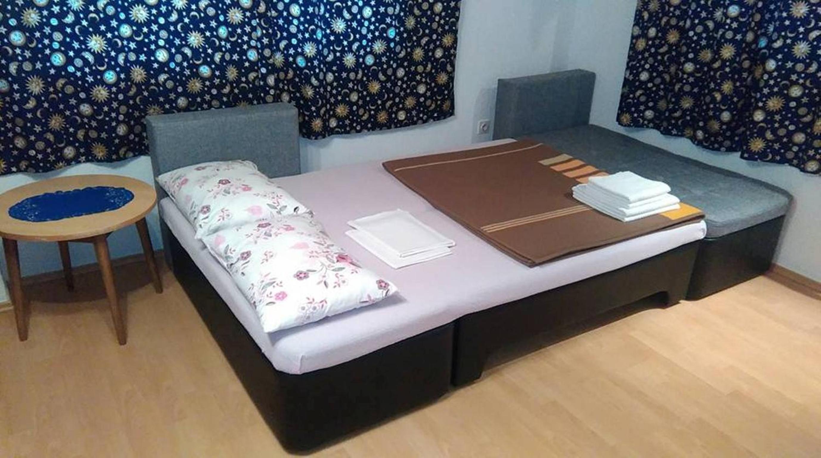 One-Bedroom Apartment - Photo 7