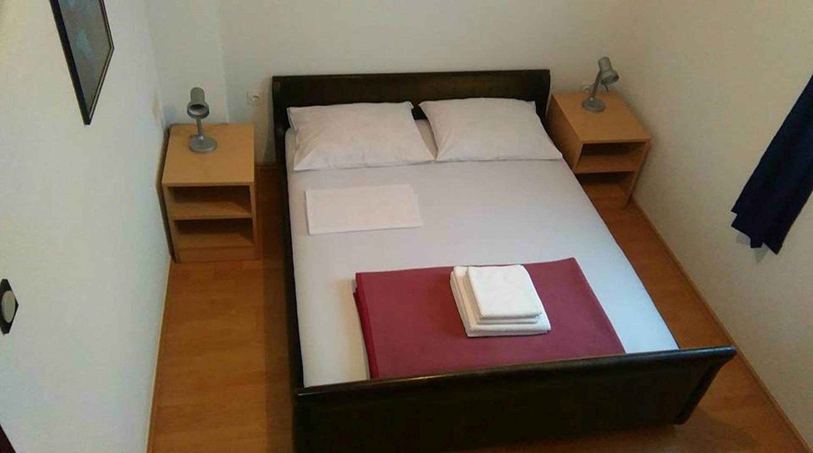 One-Bedroom Apartment - Photo 26