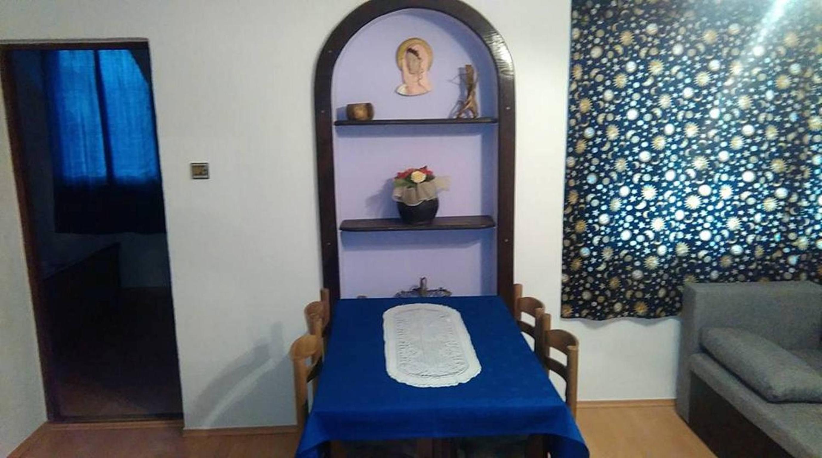 One-Bedroom Apartment - Photo 4