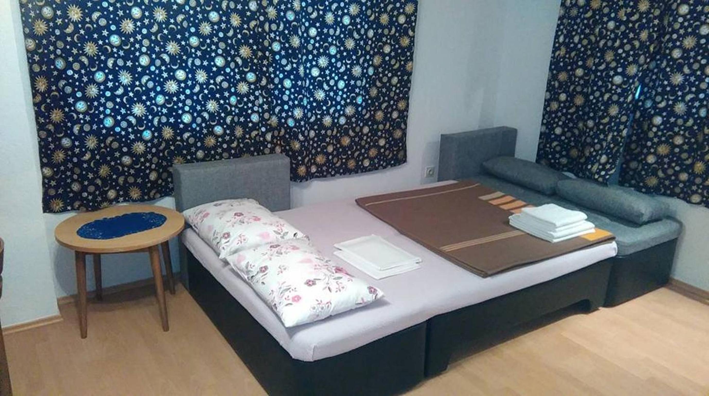 One-Bedroom Apartment - Photo 25