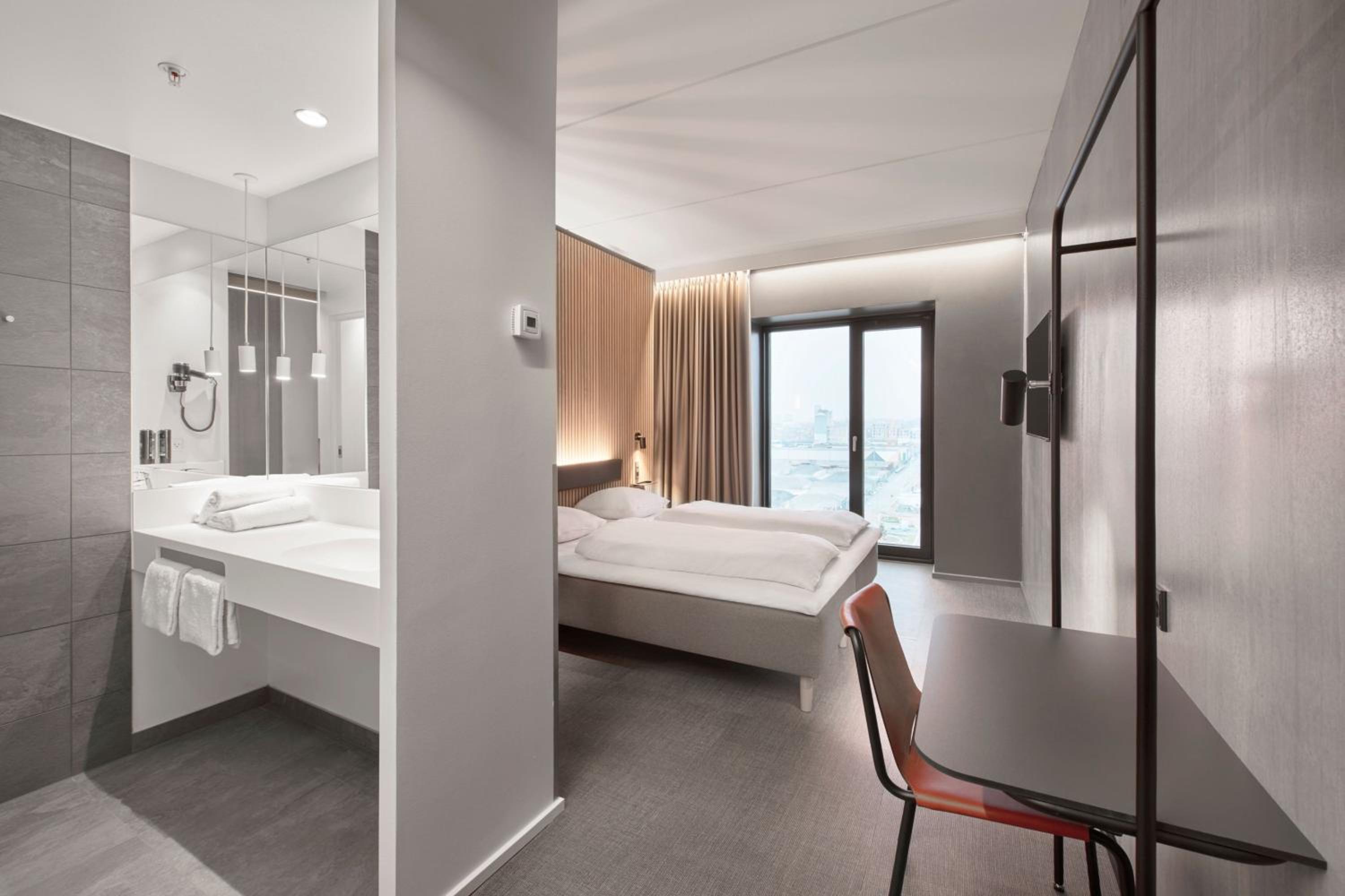 Standard Double King Room - Photo 2