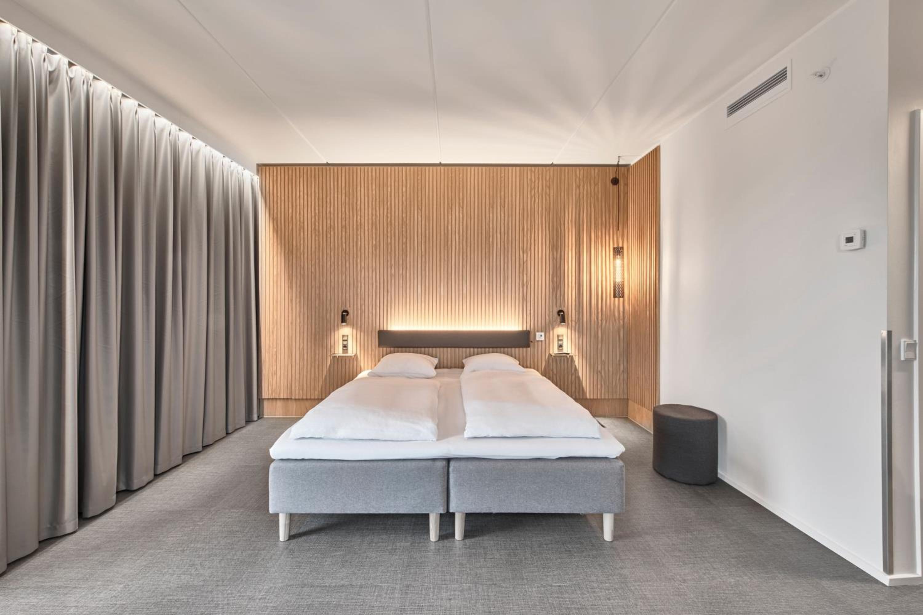 Standard Twin Room photo 2