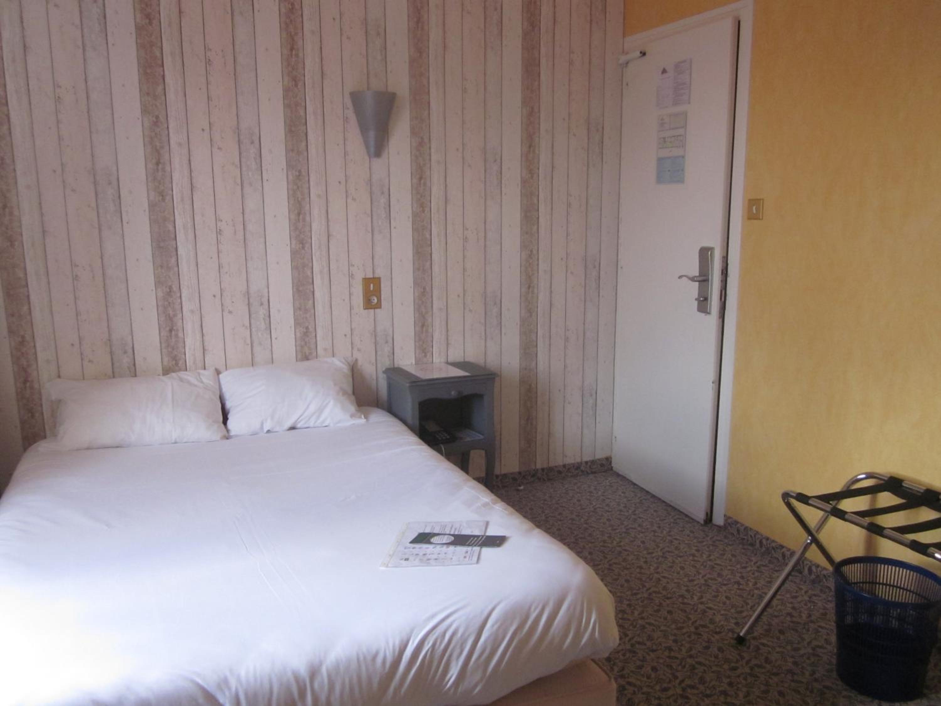 Double Room with Street View - Photo 1