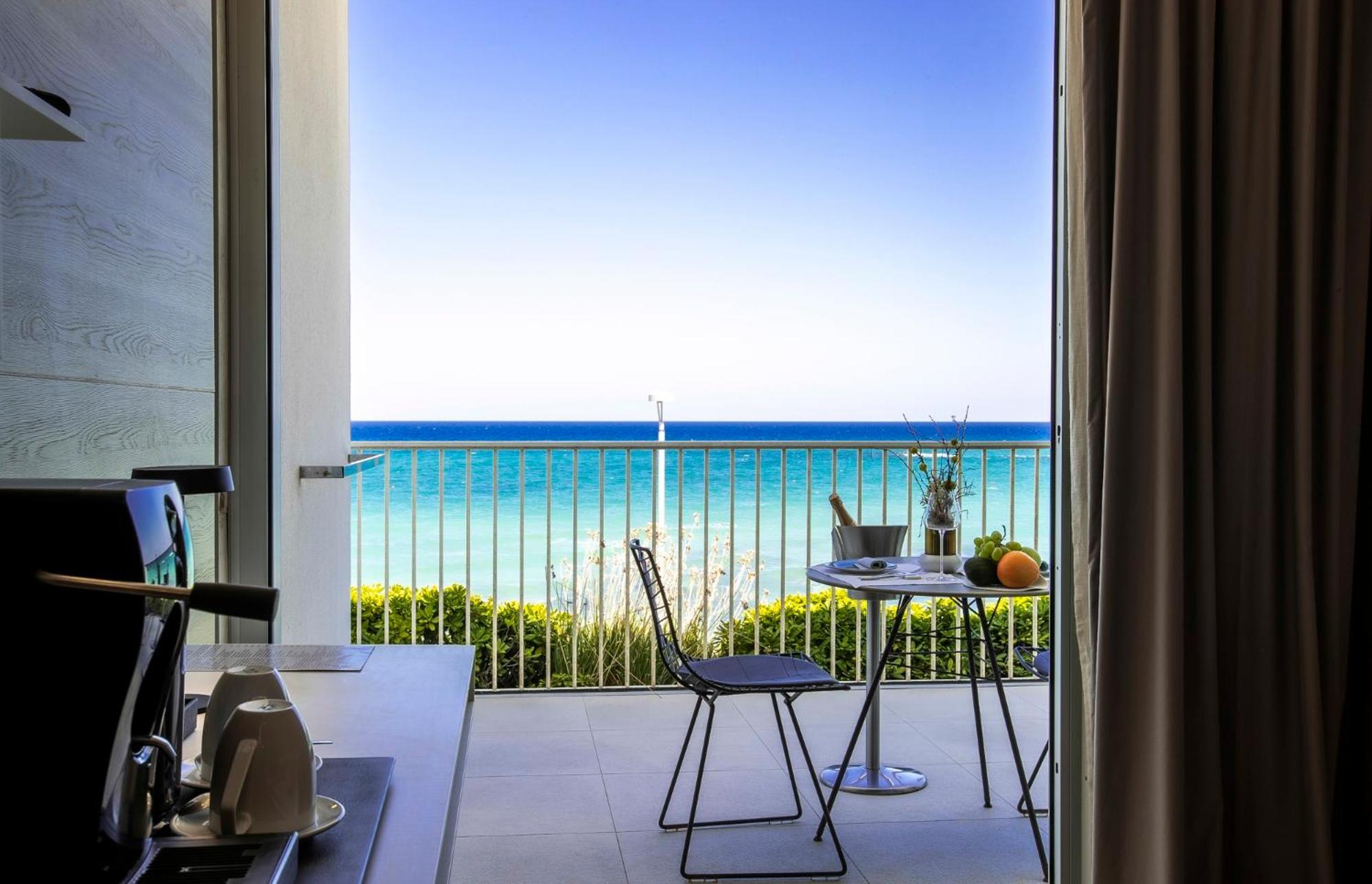 Superior Suite with Sea View photo 3