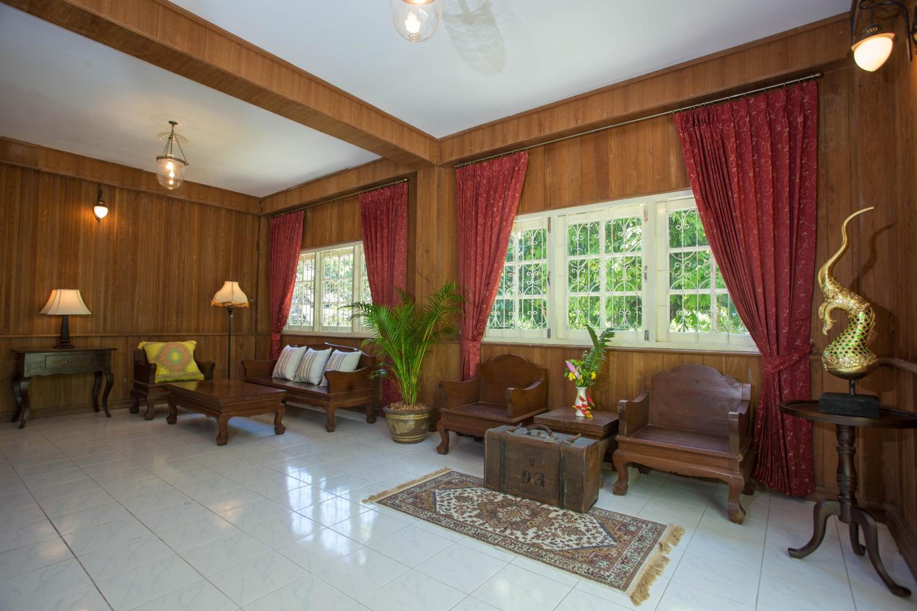 Four-Bedroom Villa photo 2
