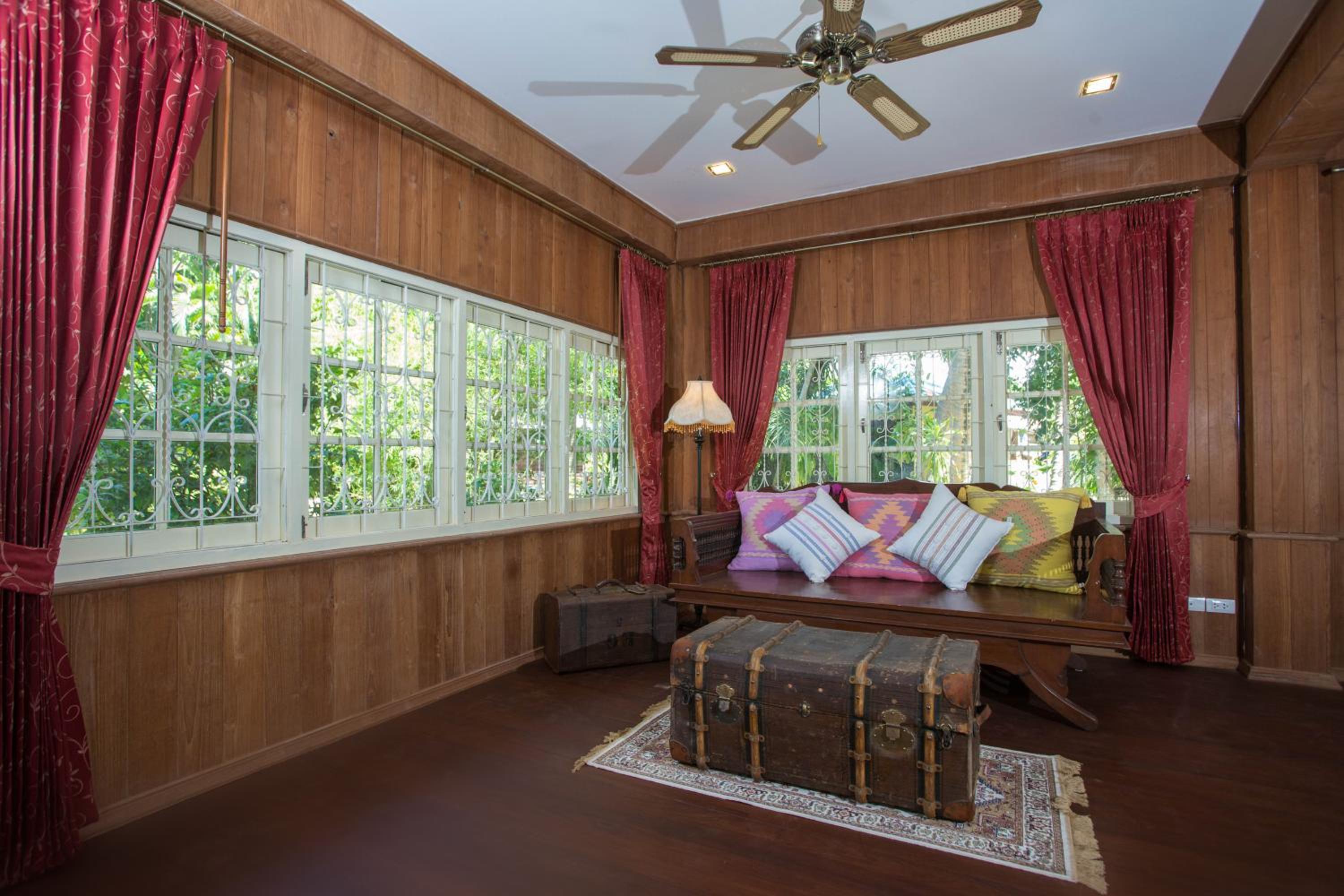 Four-Bedroom Villa photo 3