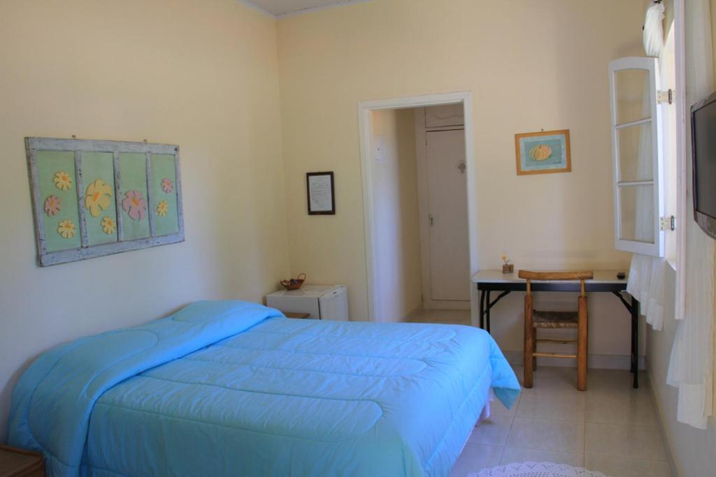 Double or Twin Room photo 3