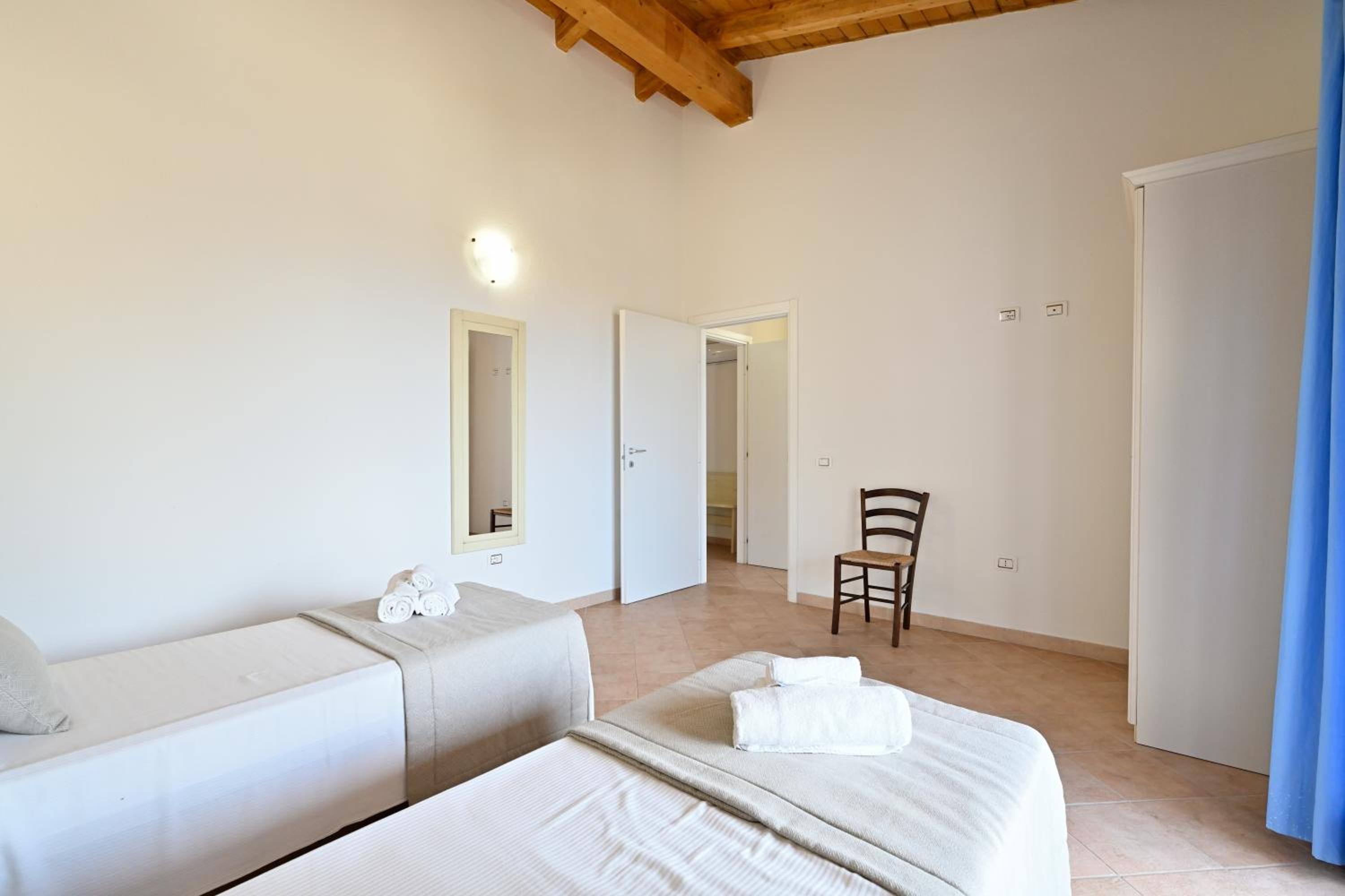 Standard Double or Twin Room photo 1