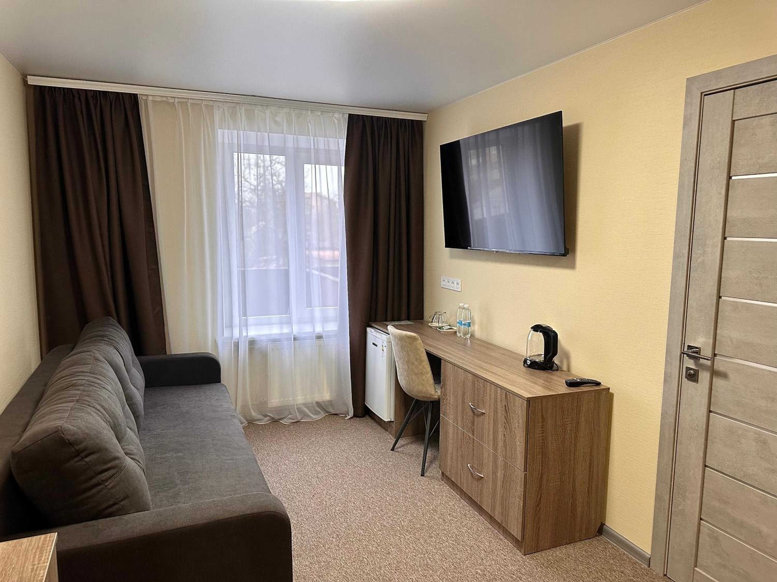 Suite with Hot Tub photo 3
