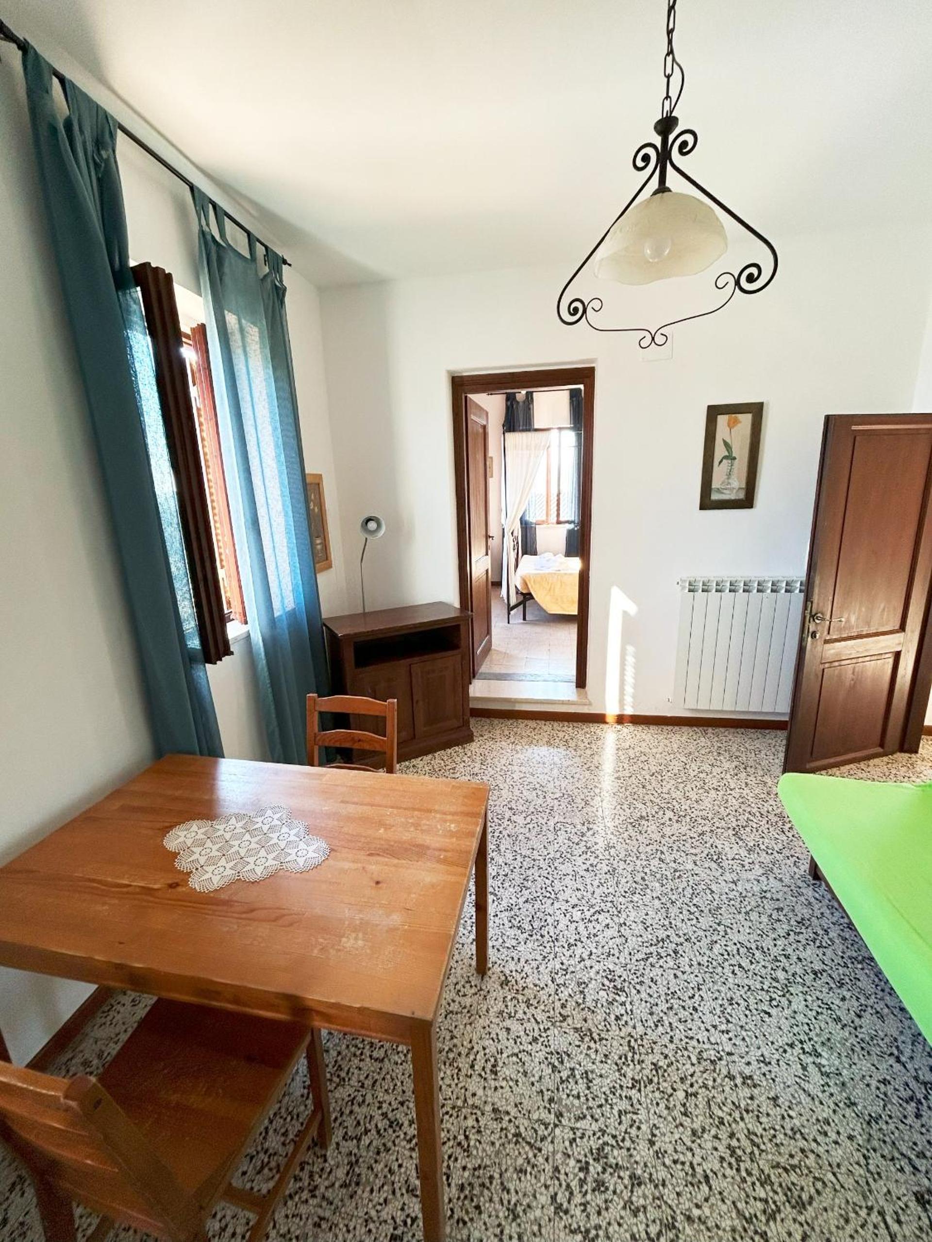 One-Bedroom Apartment with Park View photo 3