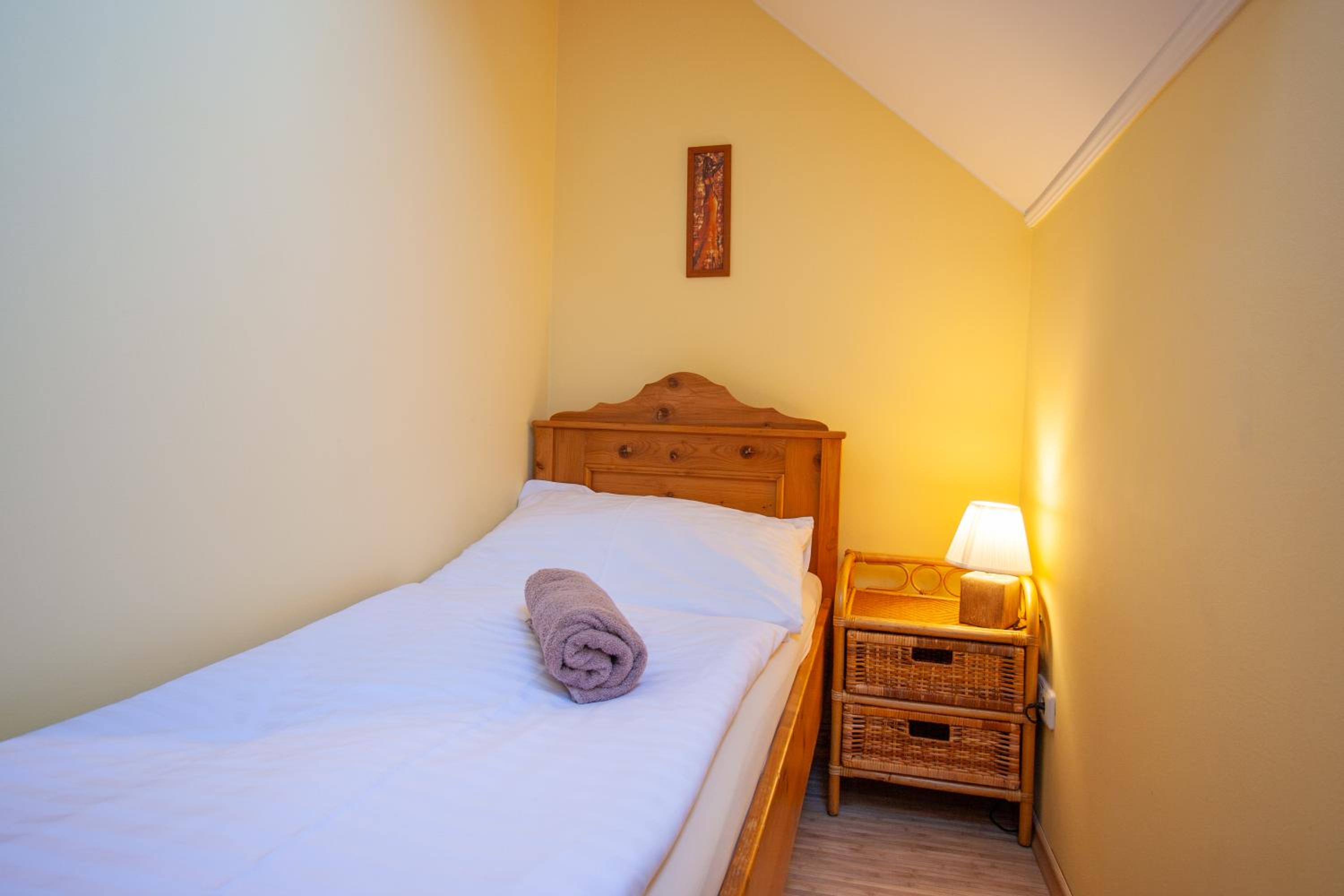 Standard Single Room