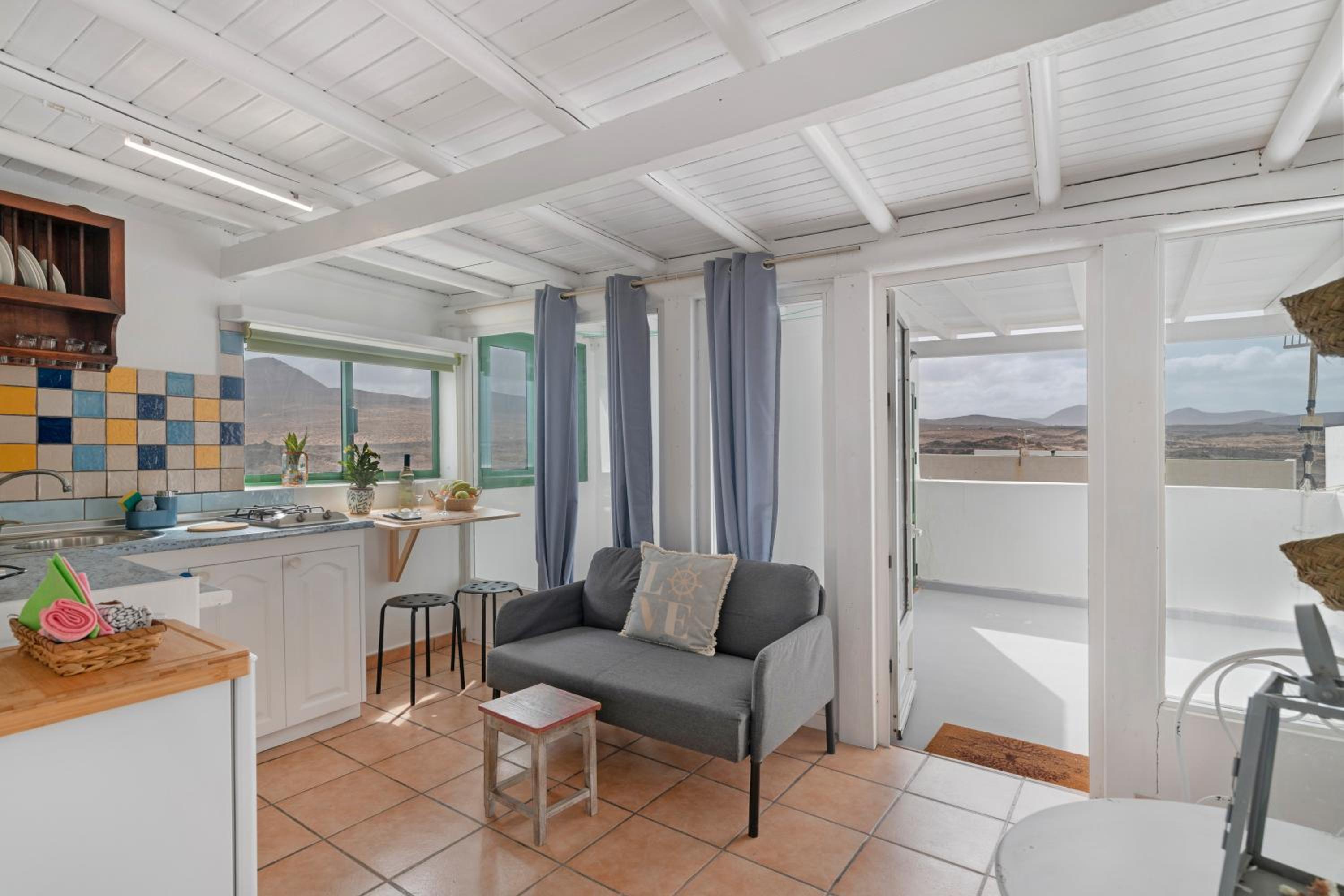 Studio Apartment with Sea View