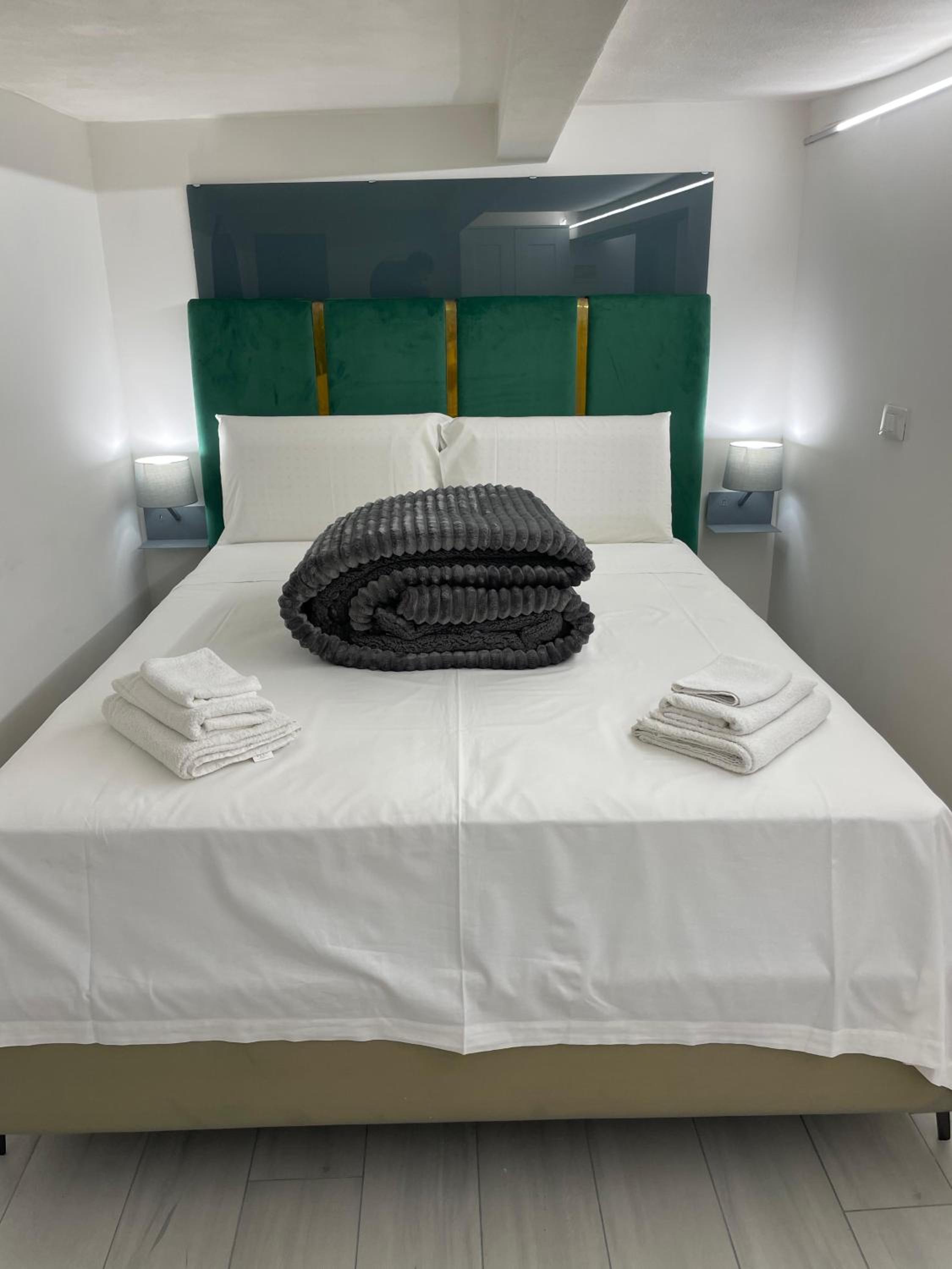 Double or Twin Room with Private Bathroom