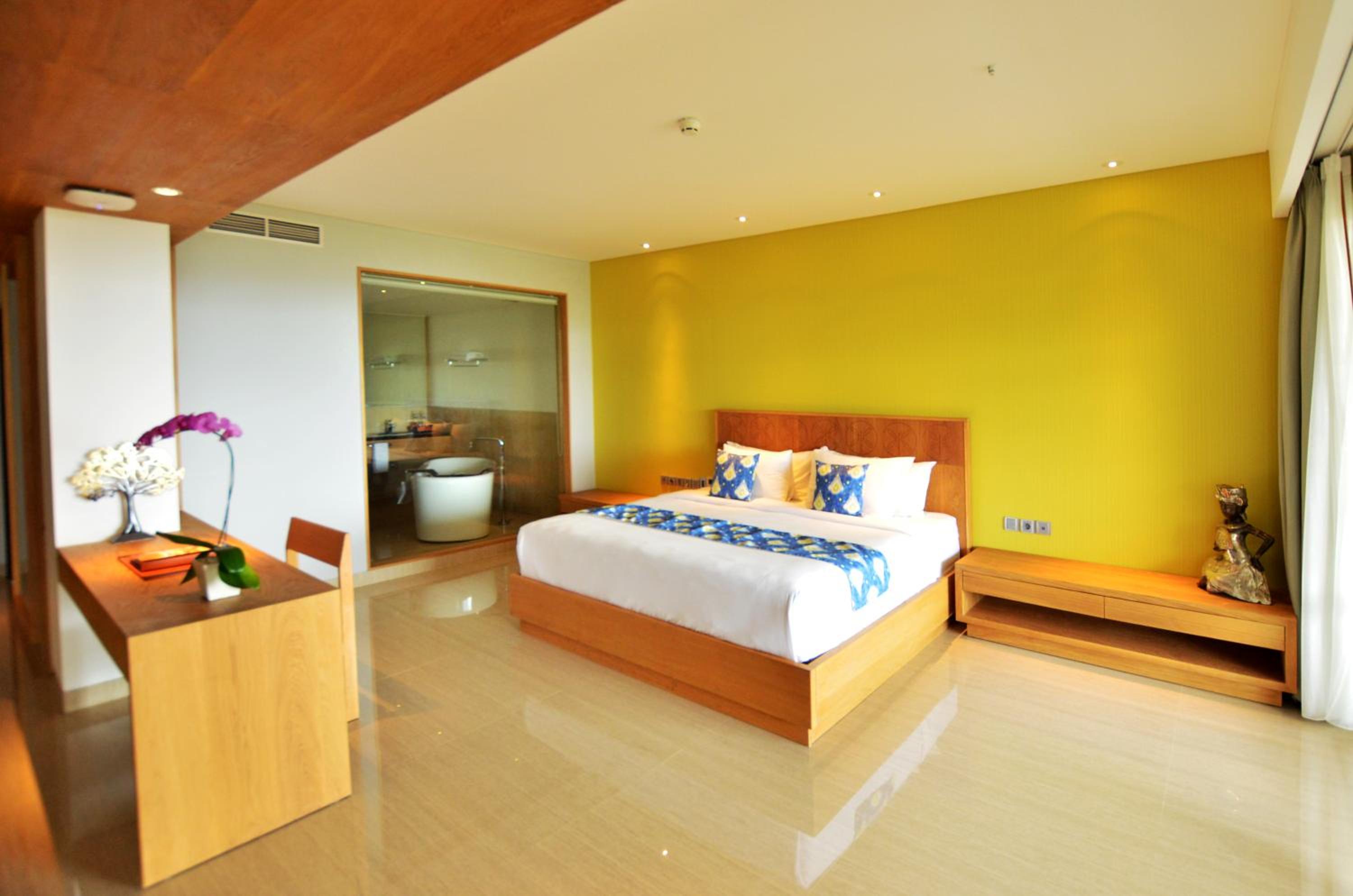Ocean View Suite - Photo 4