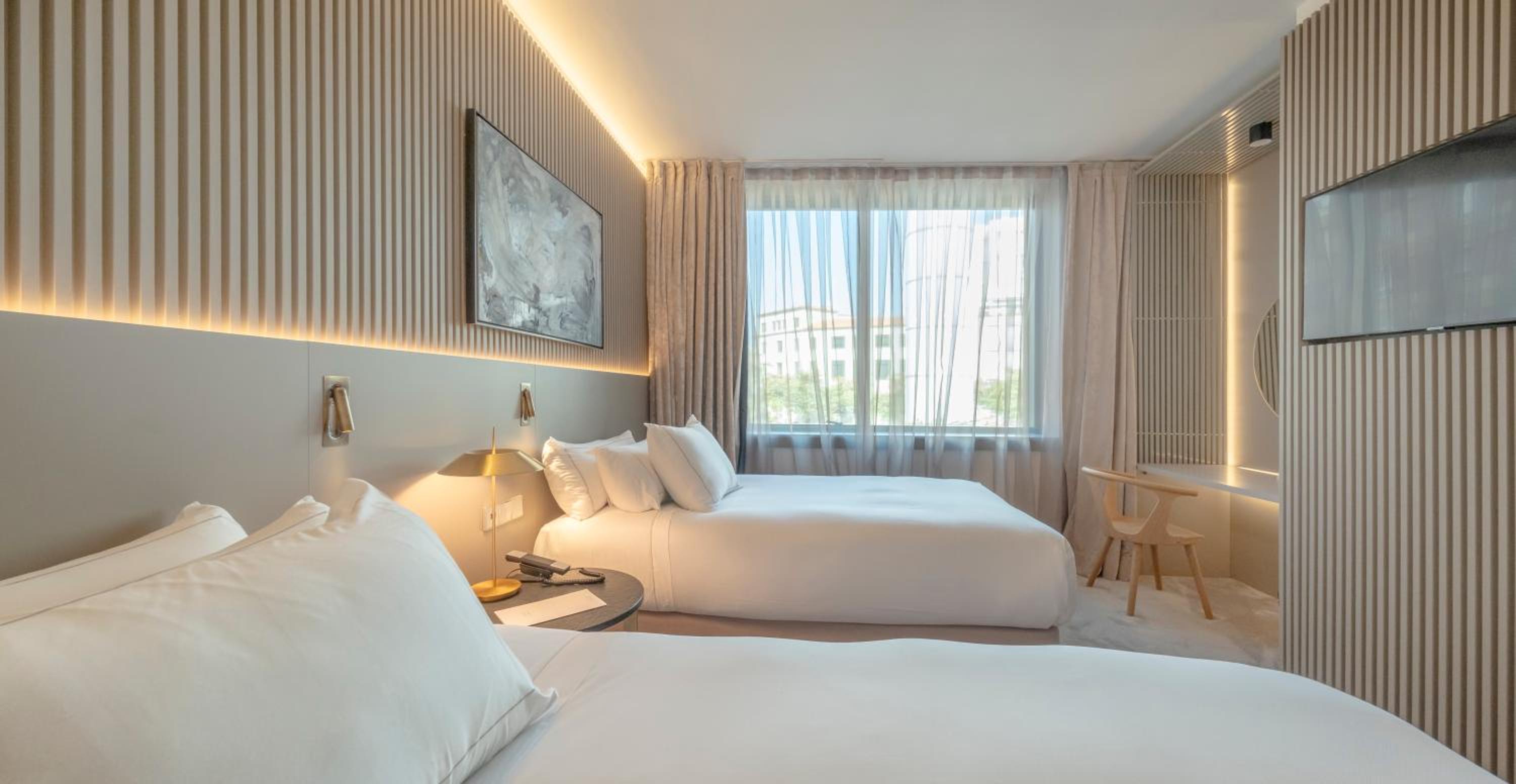 Deluxe Twin Room - Photo 5