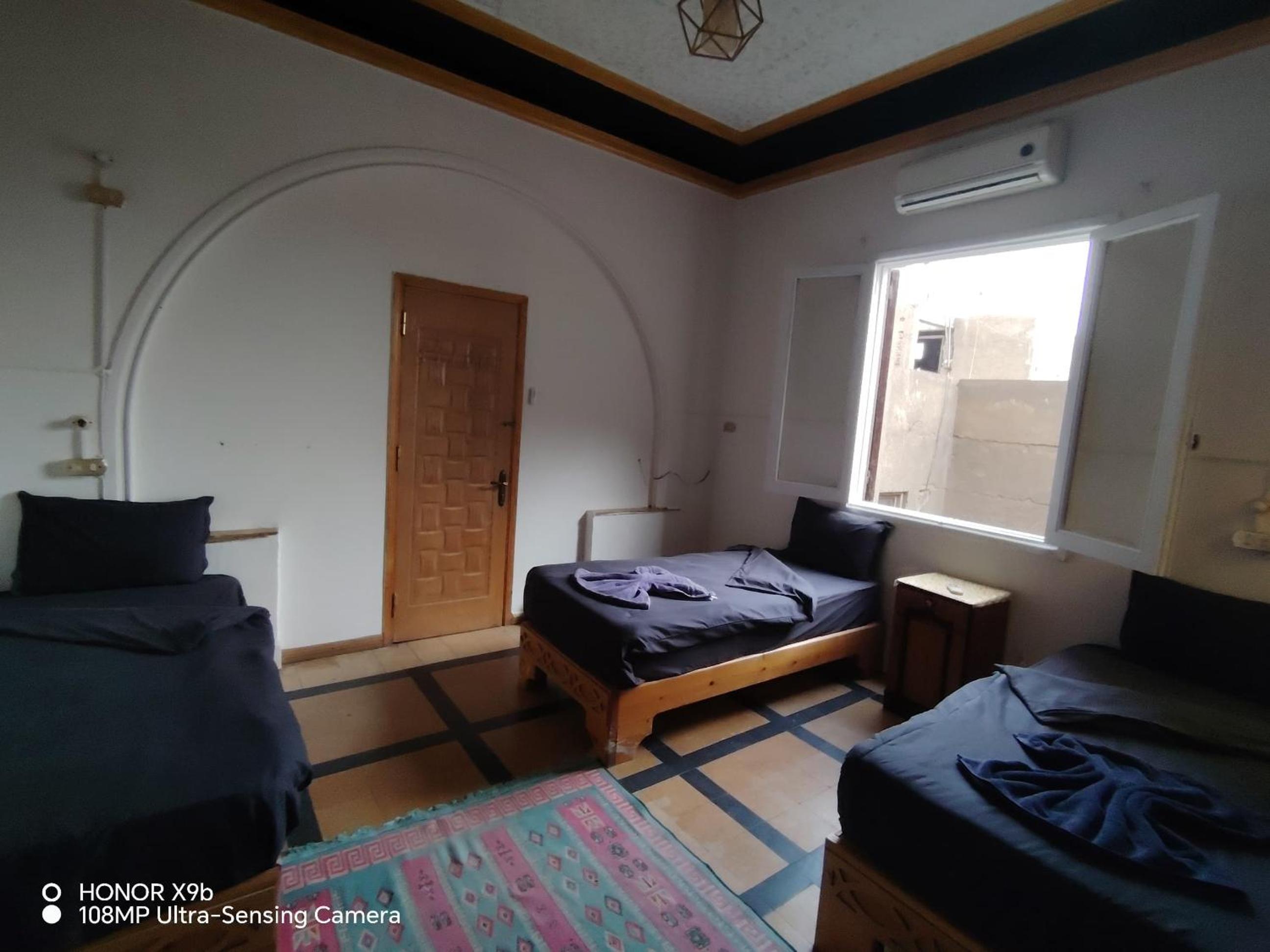 Single Bed in Mixed Dormitory Room (Non Egyptian & Arab Nationals) photo 2