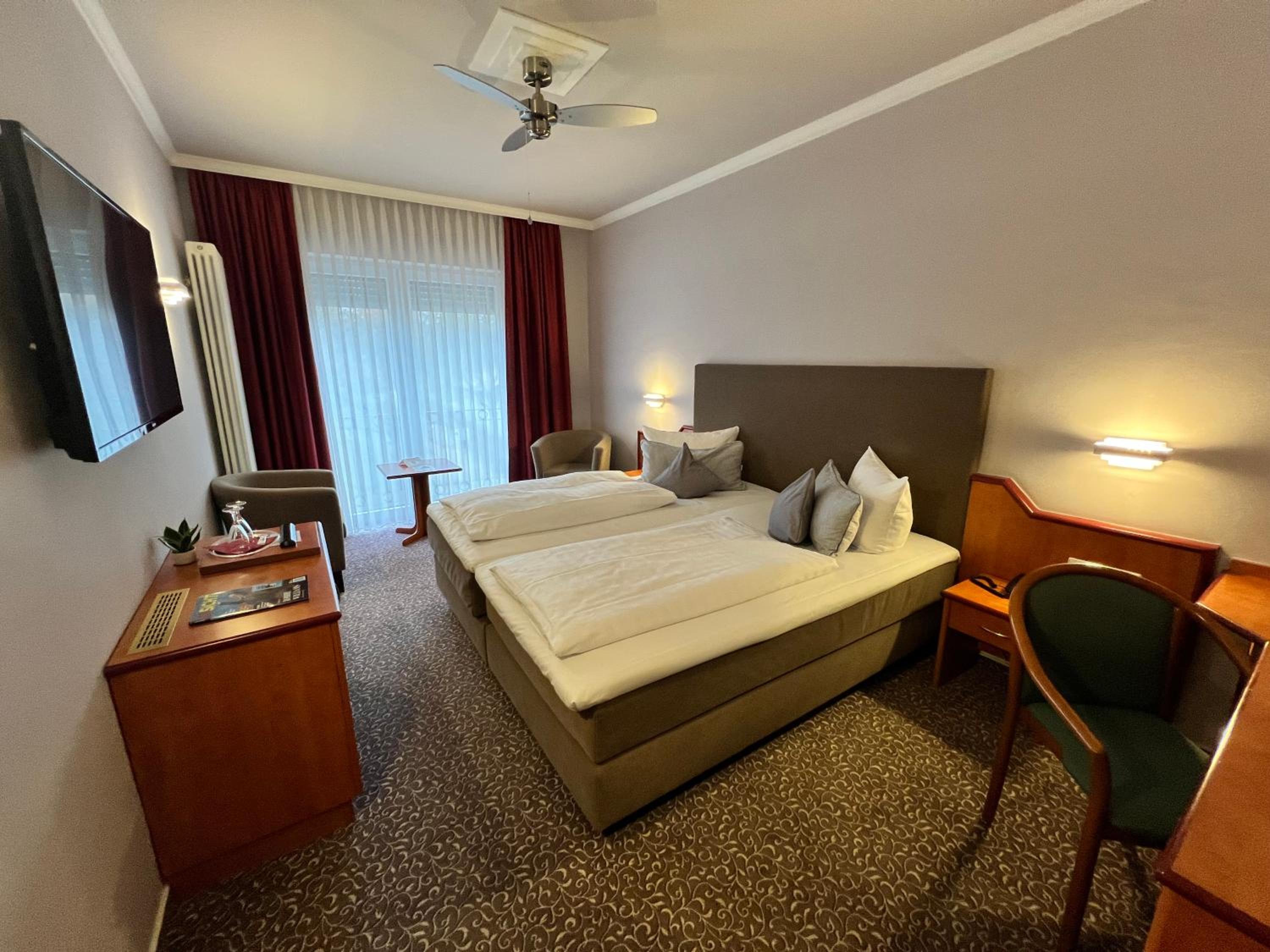 Double Room - Photo 4