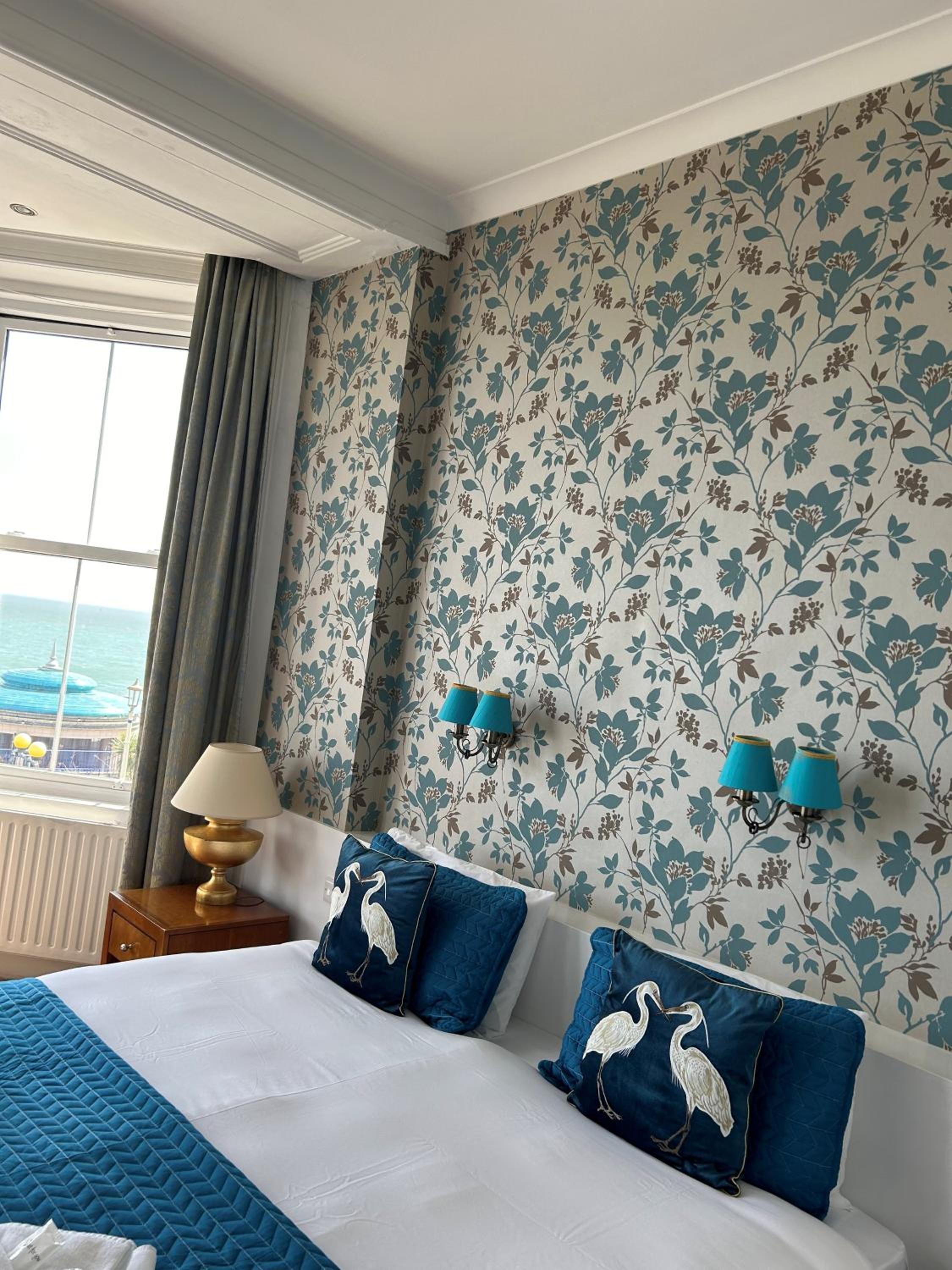 Superior King Room Sea View Shared Balcony