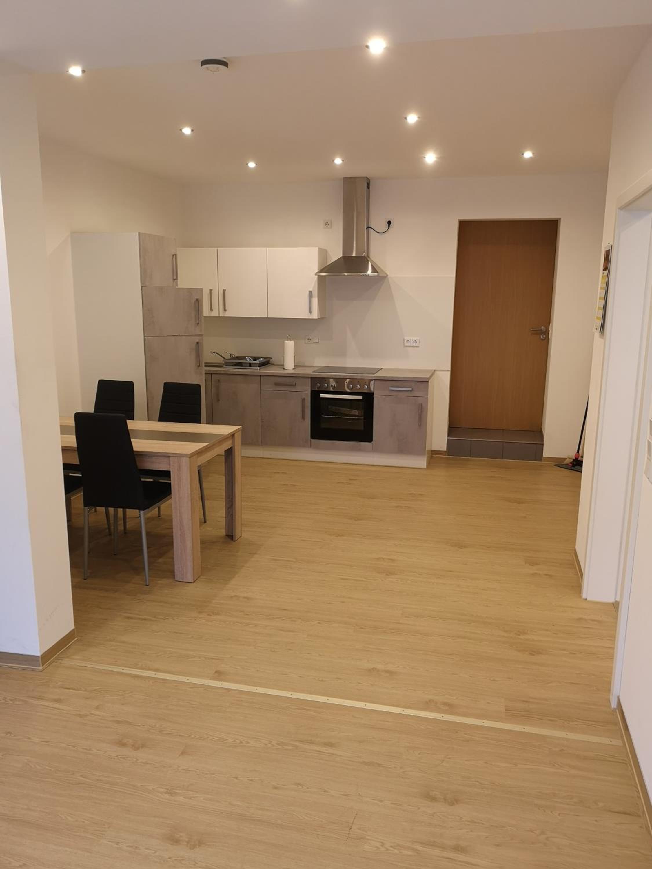 One-Bedroom Apartment photo 2