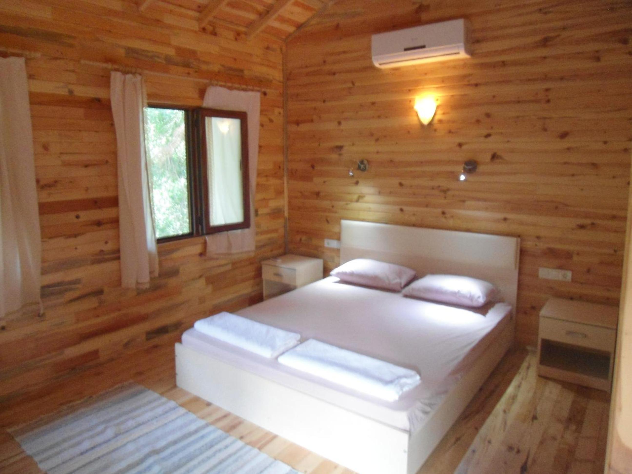 Bungalow with Garden View photo 1