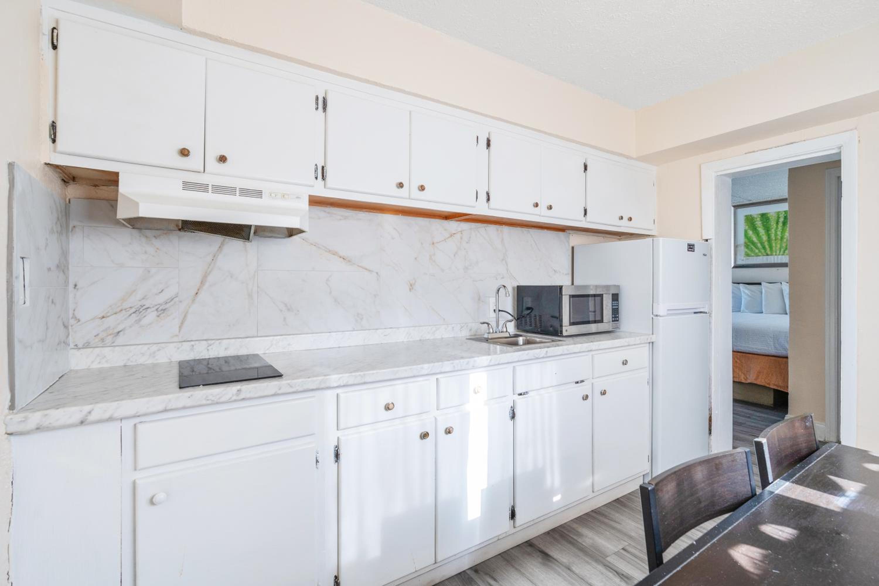 Deluxe Triple Room - Photo 4
