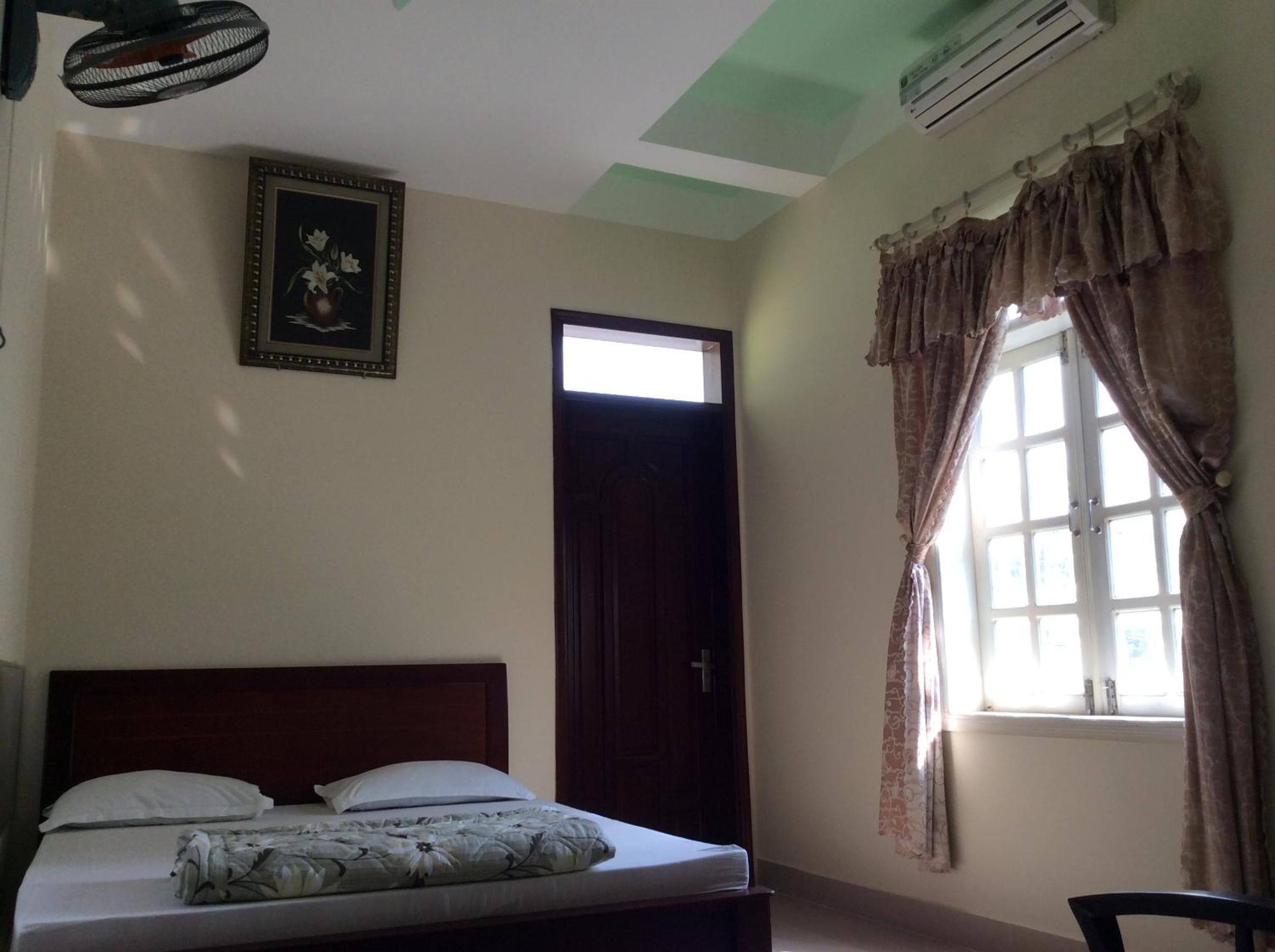 Double Room - Photo 5
