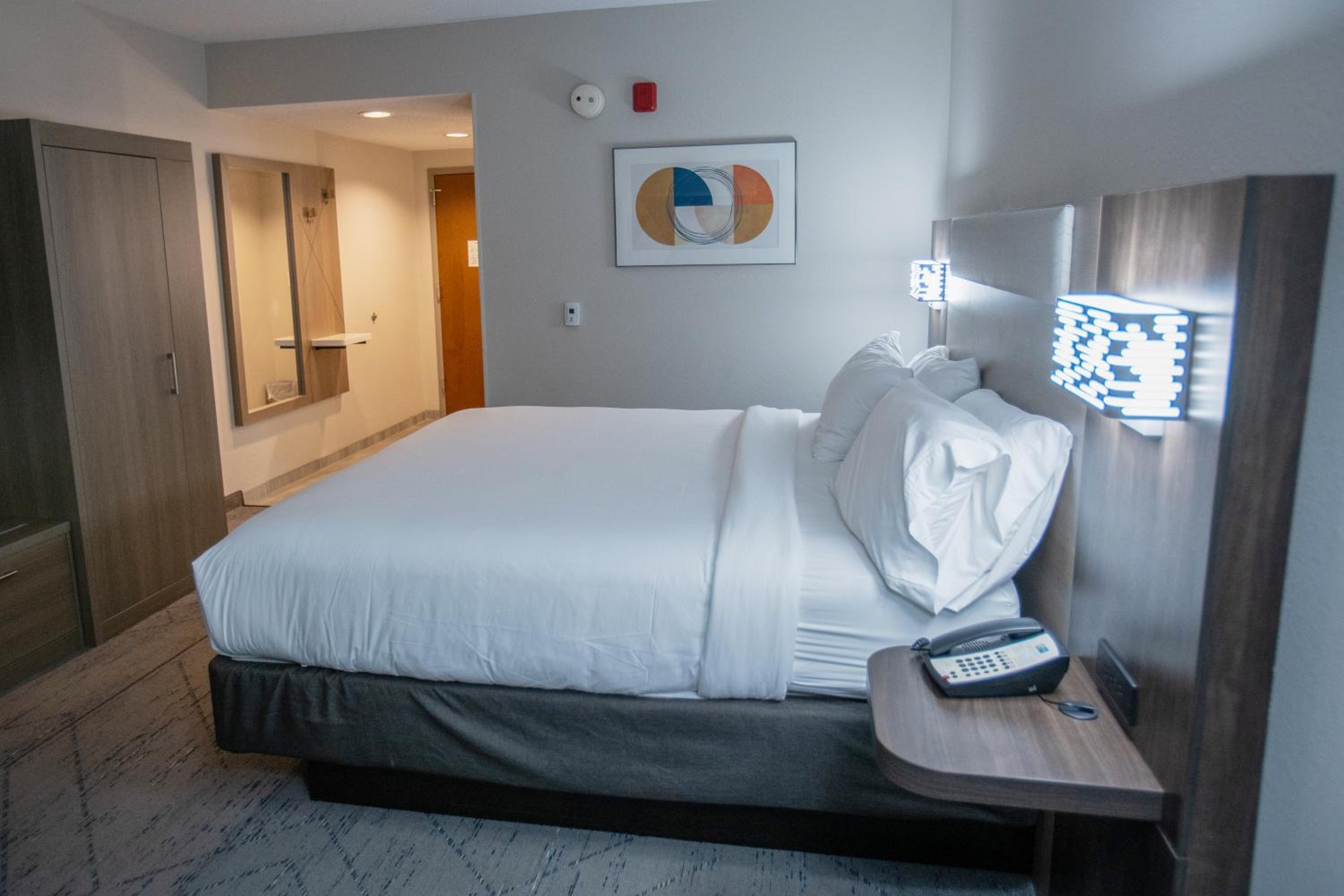Standard Room - Photo 1