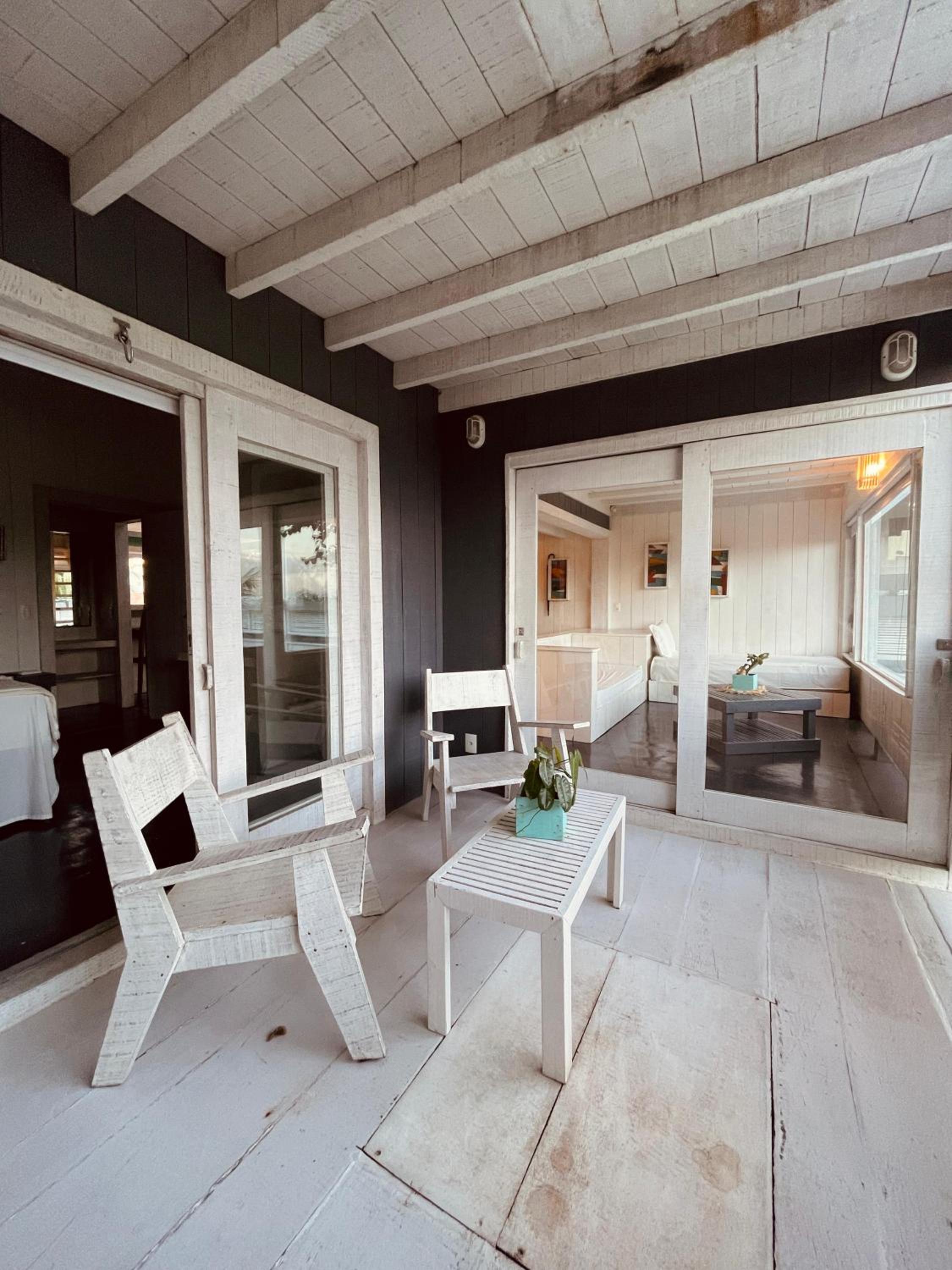 Apartment with Terrace - Photo 3