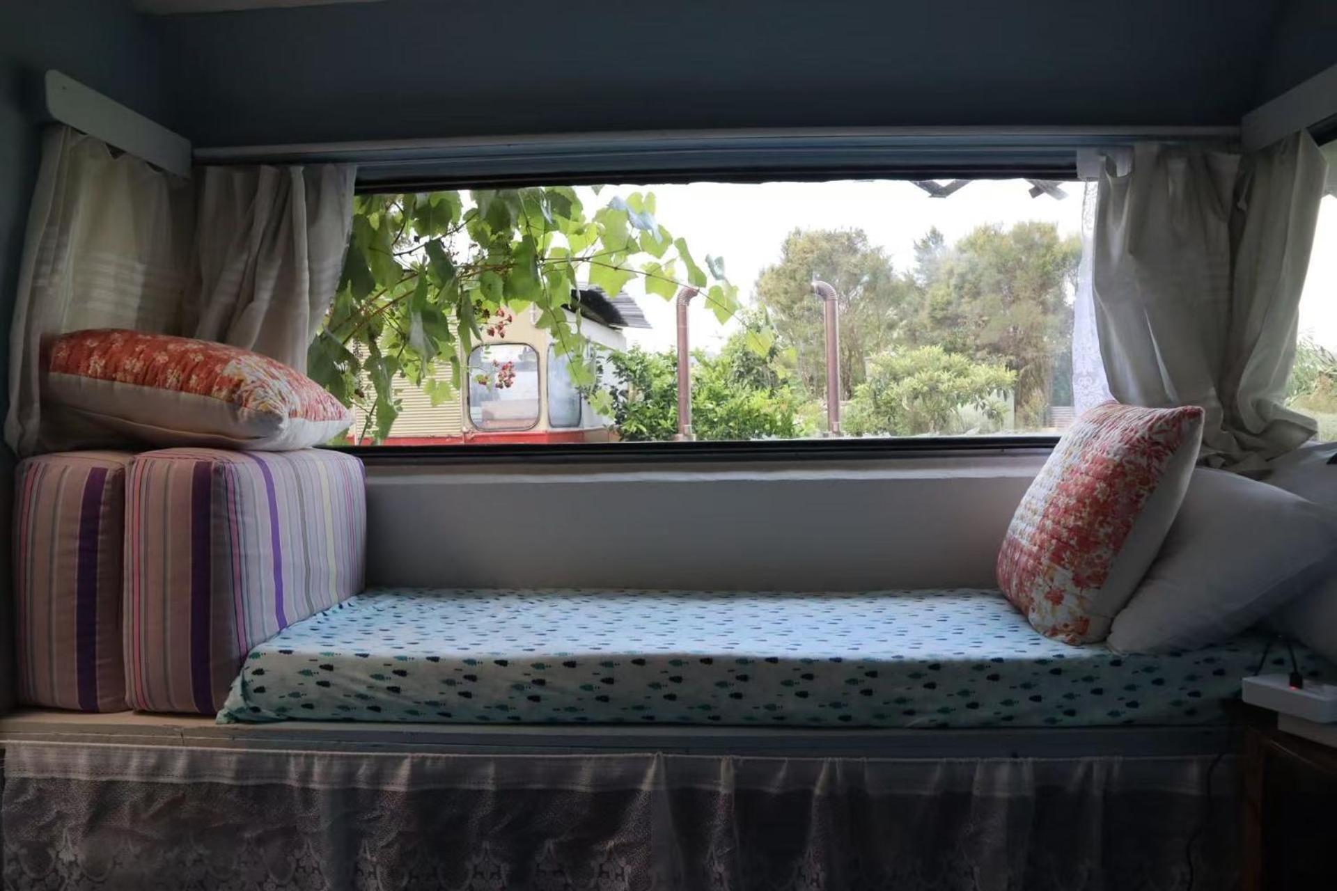 Double or Twin Room with Shared Bathroom photo 2