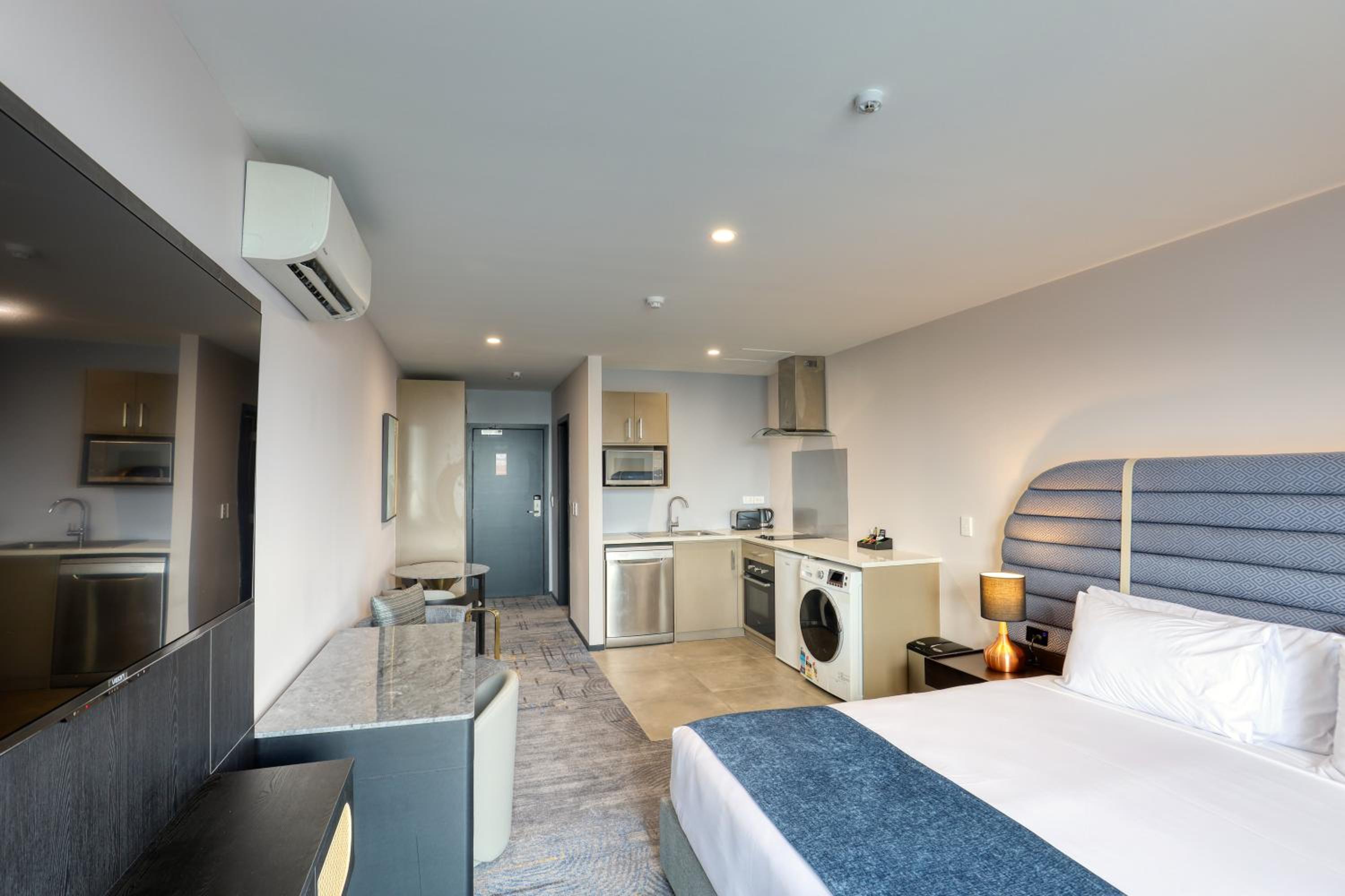 Pet Friendly Deluxe Studio