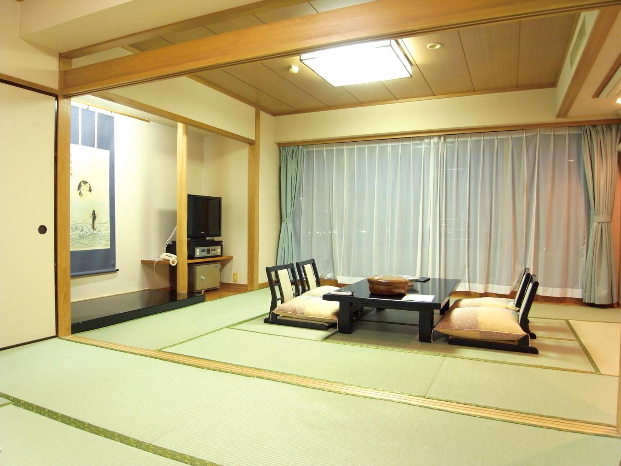 Japanese-Style Standard Room - Photo 5