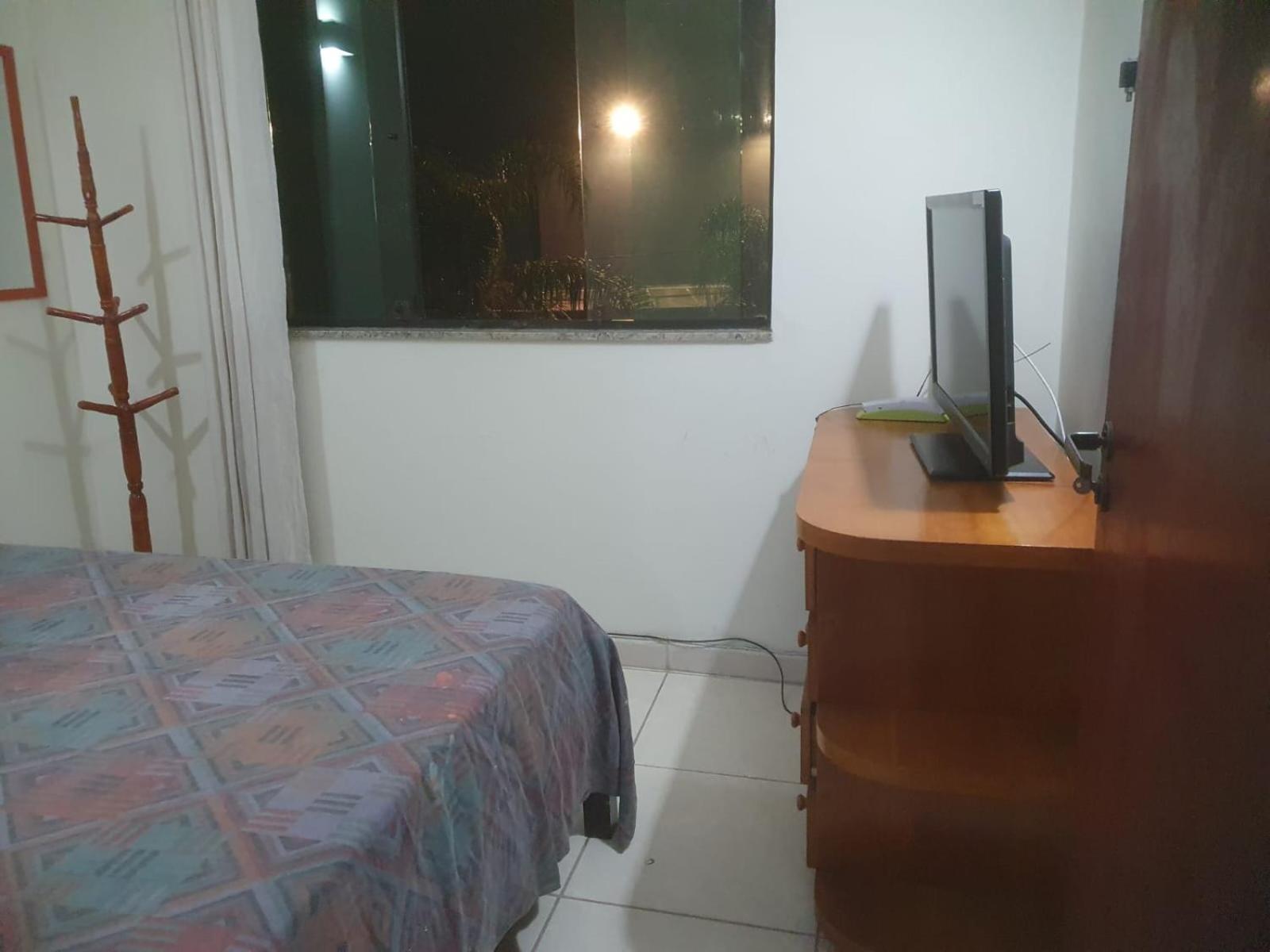 Basic Triple Room with Shared Bathroom photo 1