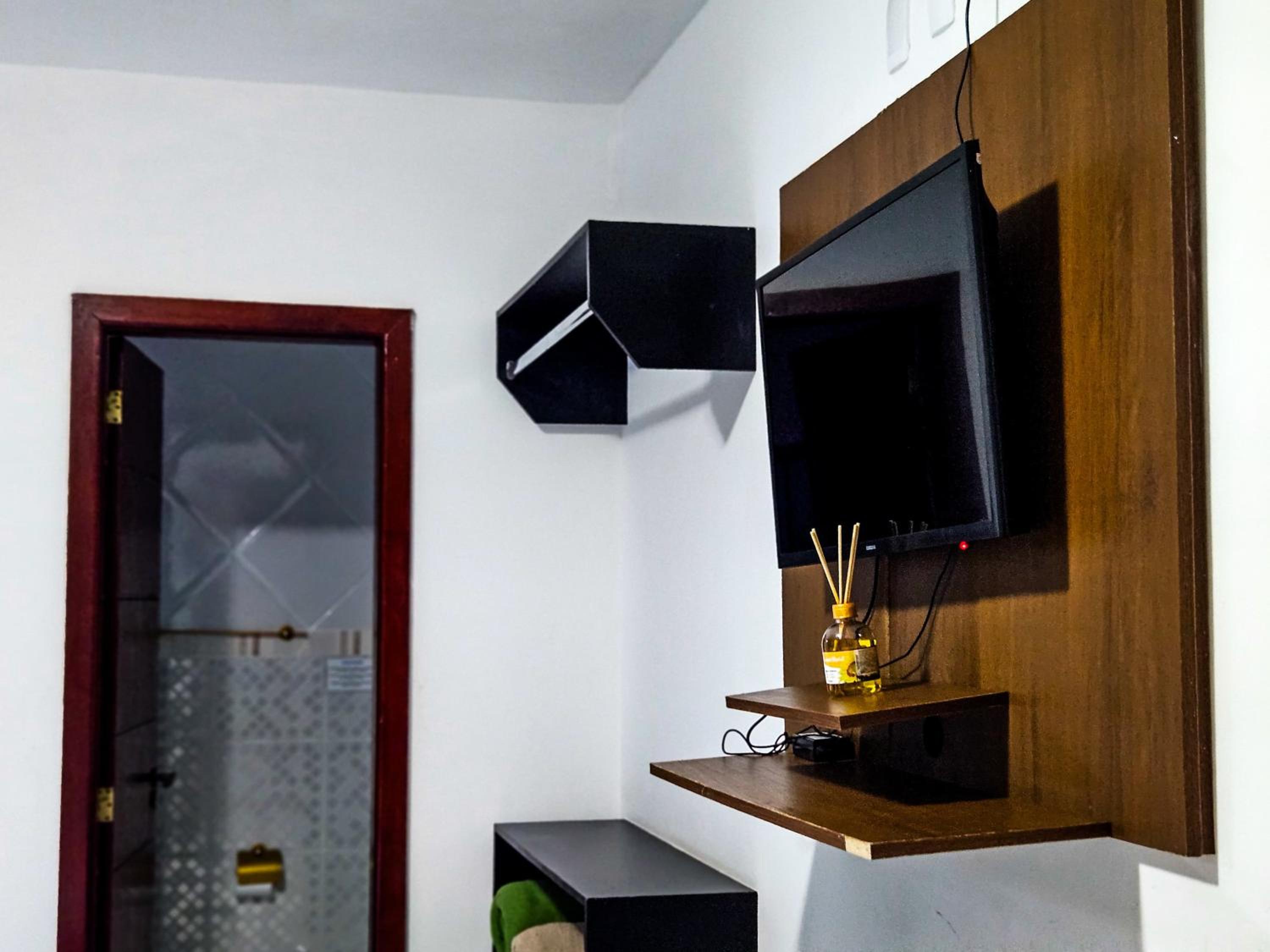 Double Room - Photo 7