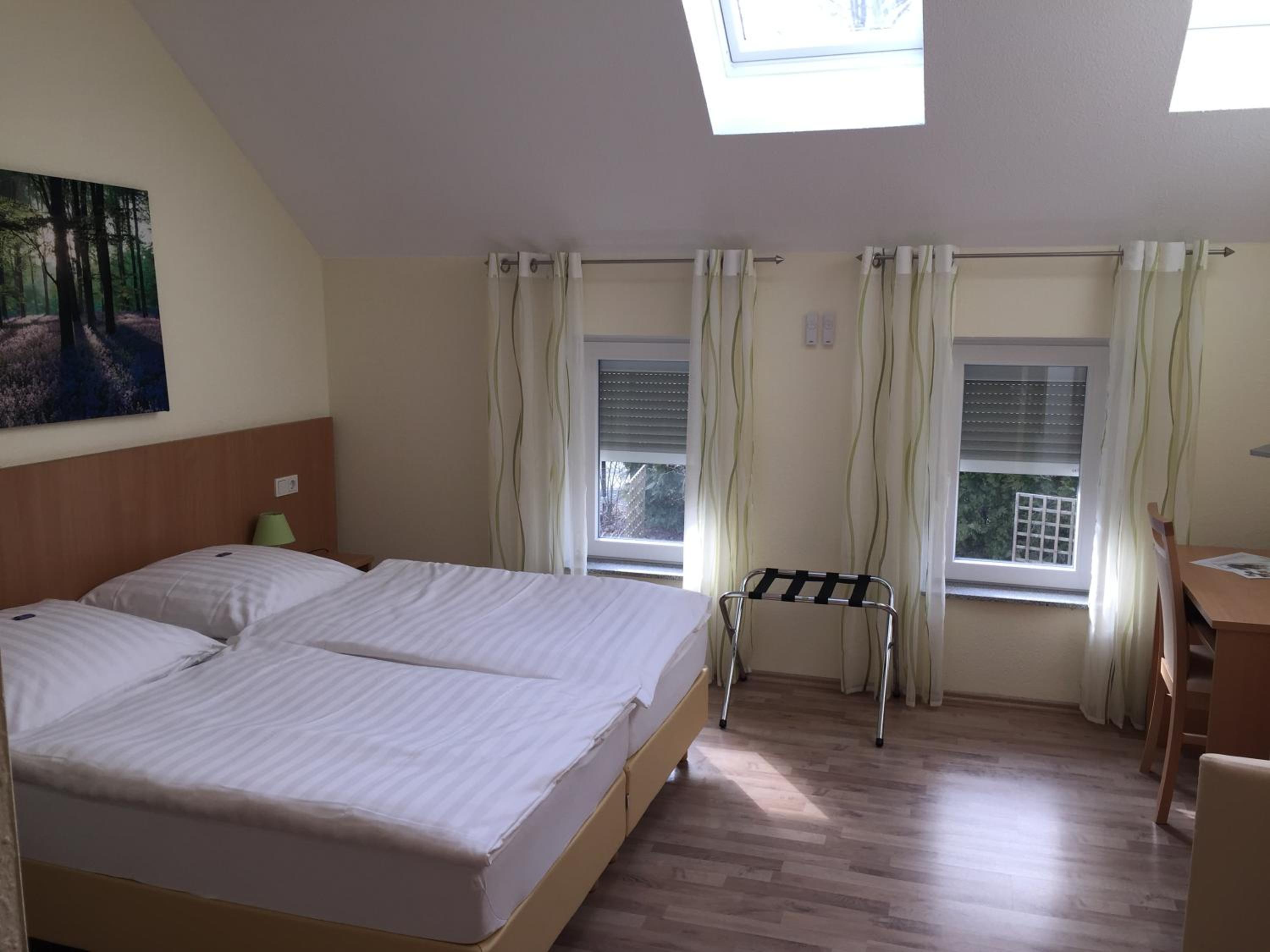 Double or Twin Room photo 2