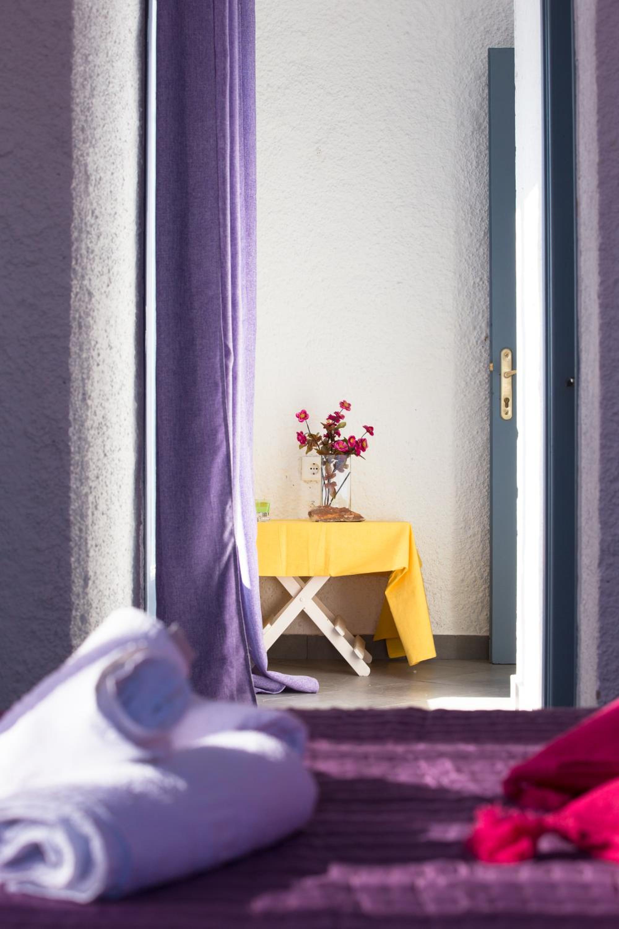 Superior Double Room with Sea View - Photo 5