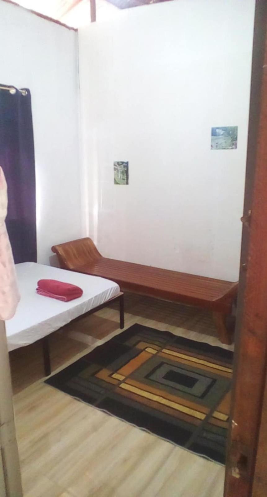 Budget Double Room photo 2