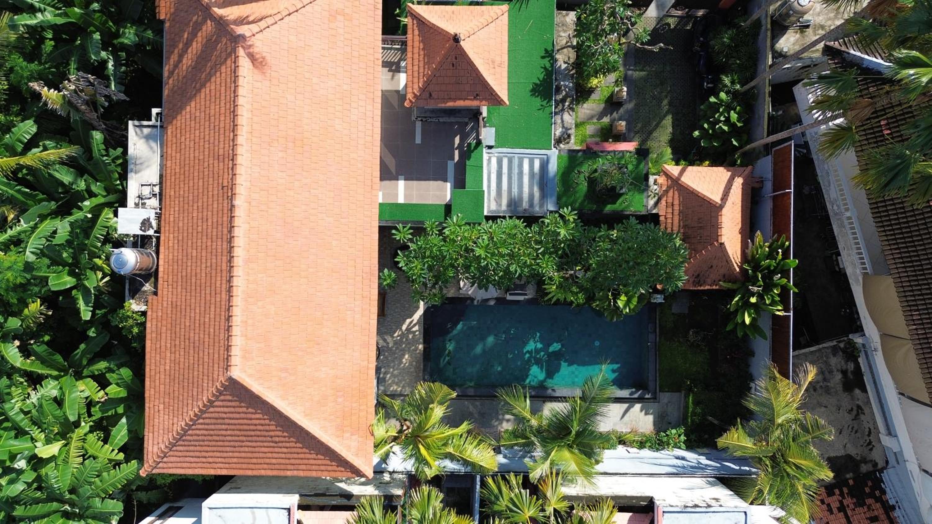 Villa with Private Pool - Photo 17