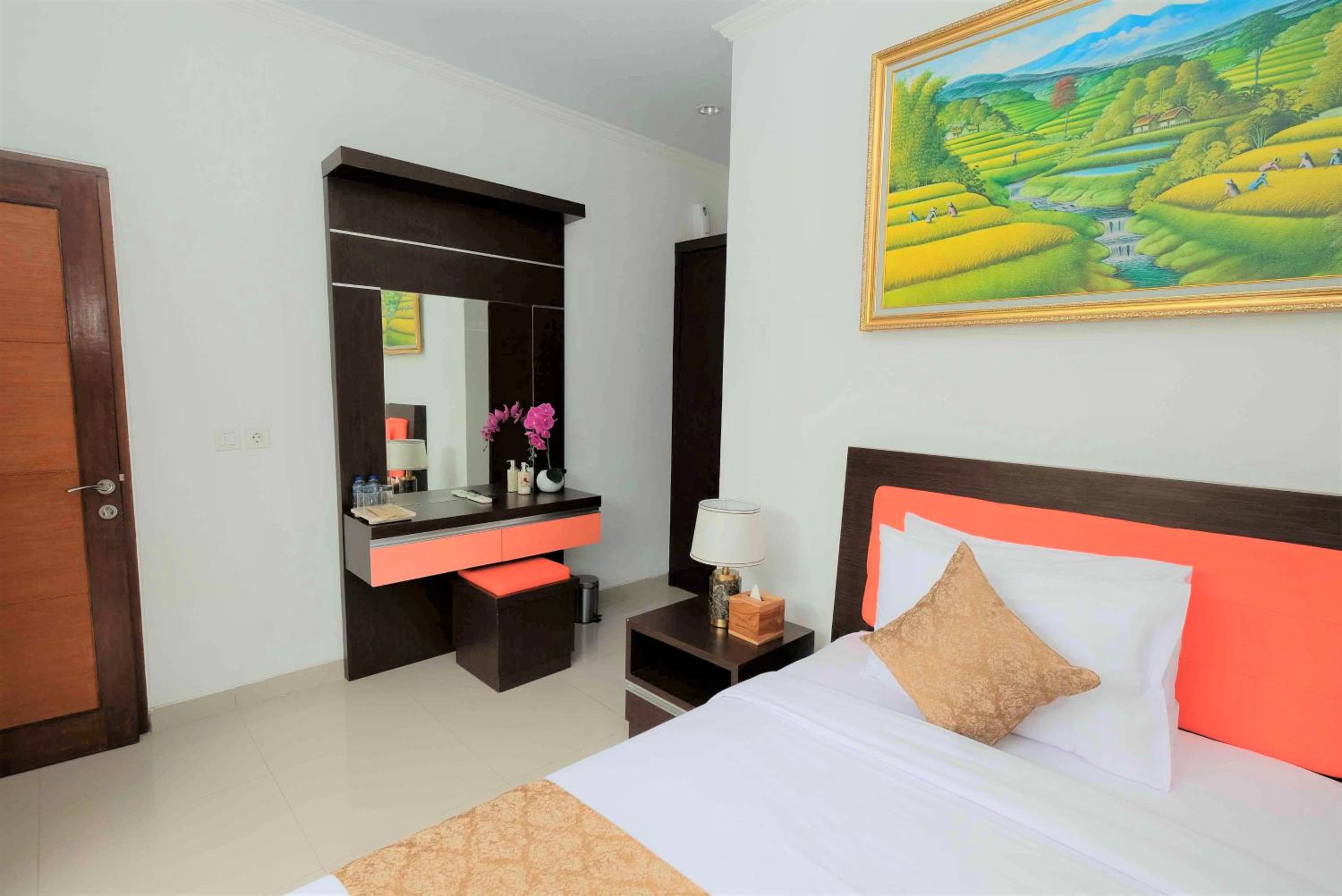 Two-Bedroom Villa - Photo 7